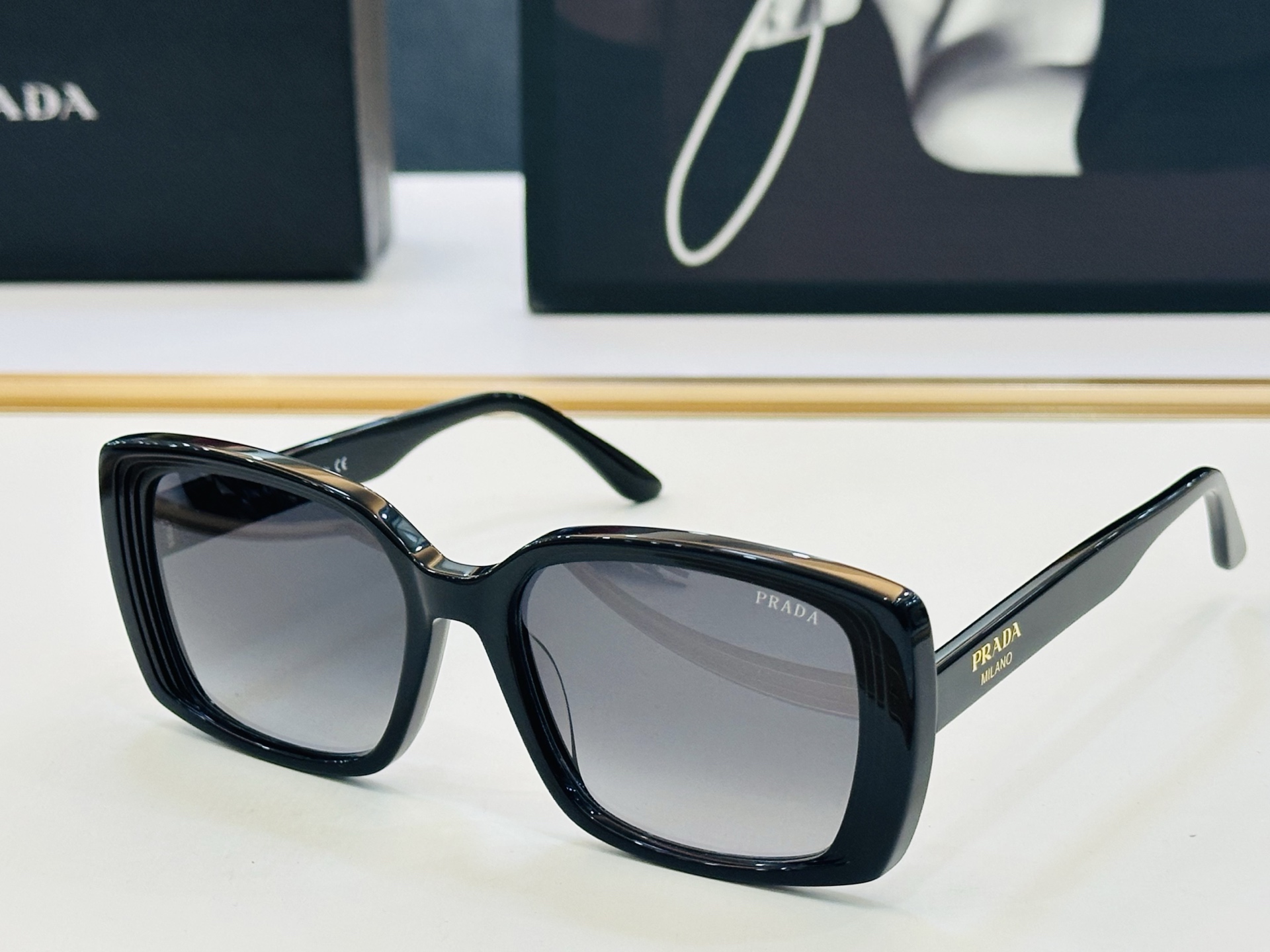 🔺PRAD*🔻普家 VPR A12V Size：54口19-145 眼镜系列堪称精湛制作 彰显独特个 Z