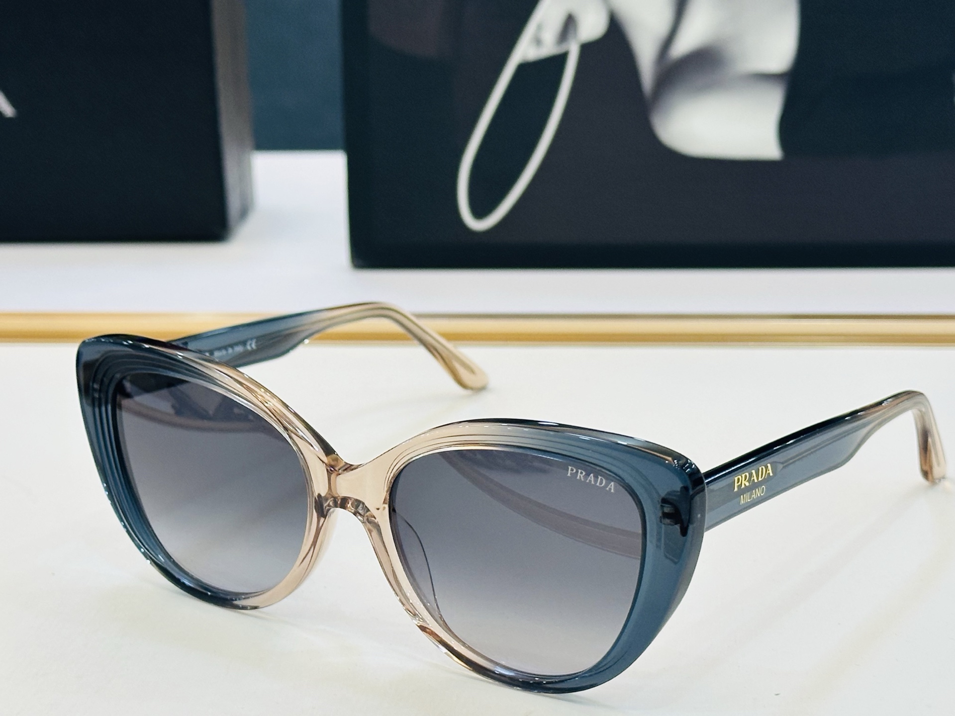 🔺PRAD*🔻普家 VPR A13V Size：53口19-145 眼镜系列堪称精湛制作 彰显独特个 Z