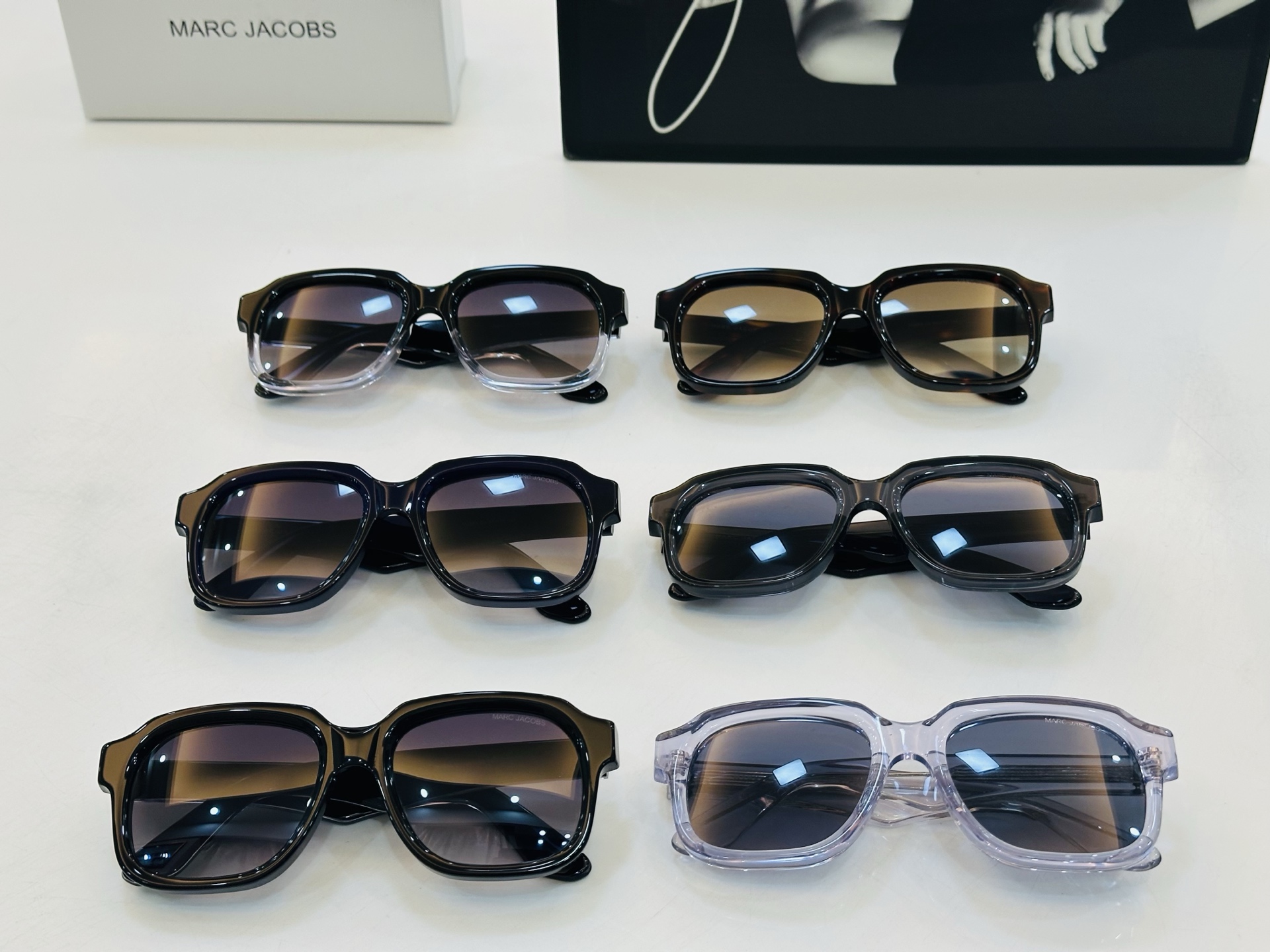 Marc jacobs 马杰家 MJ893 Size：55口19-145 采用今年流行的板材 Z完美设计