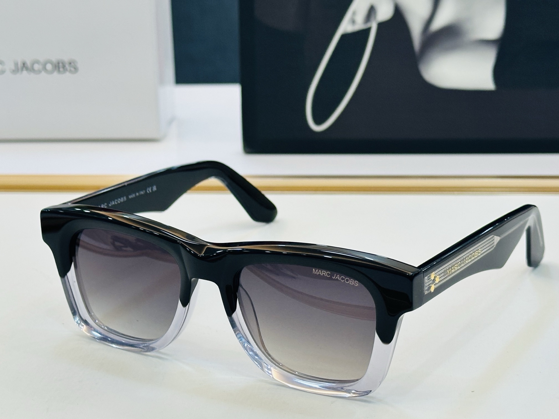 Marc jacobs 马杰家 MJ895 Size：54口20-145 采用今年流行的板材 Z完美设计