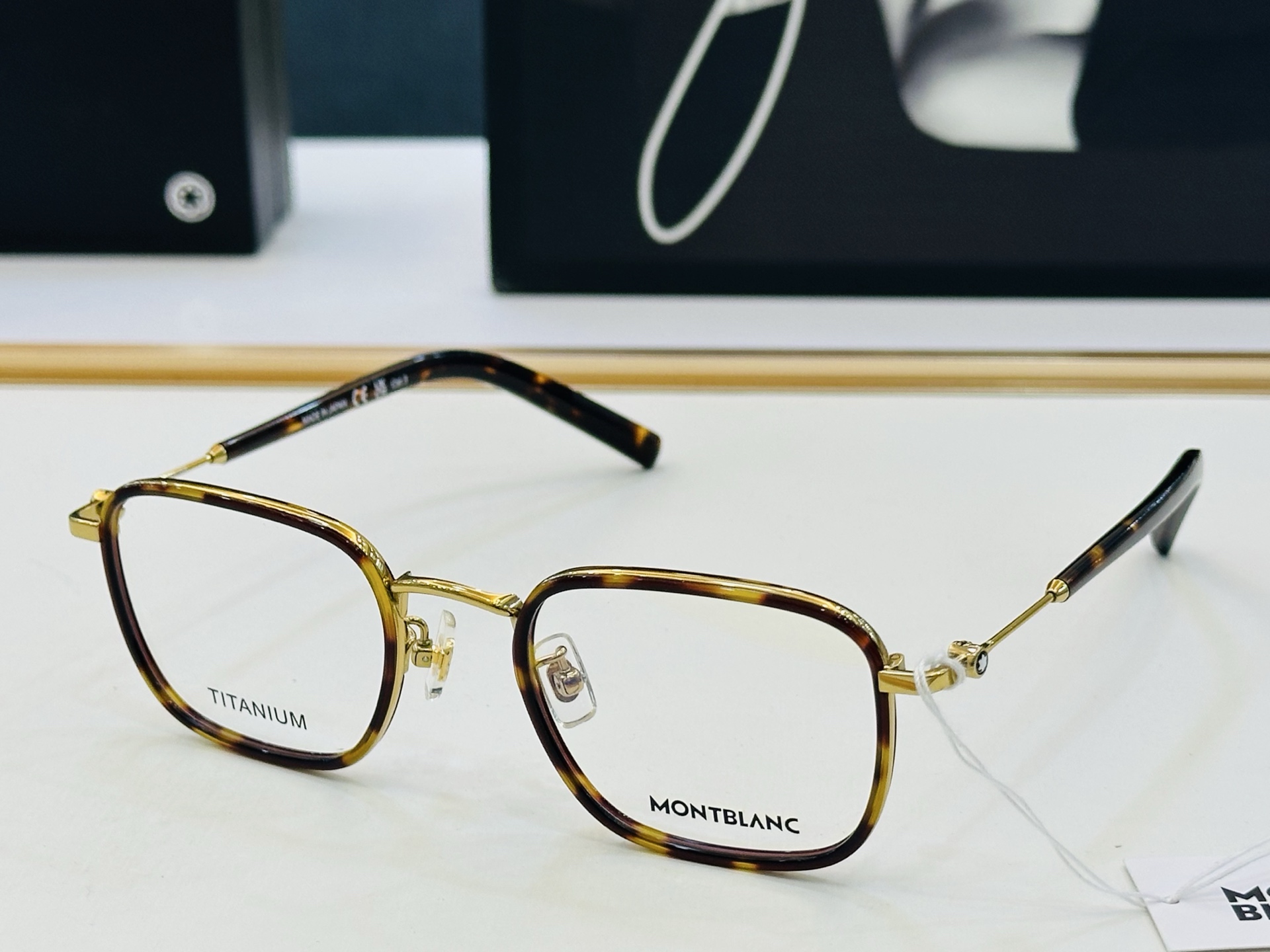 官网新品 MONTBLANC 万宝龙 MB0424 Size：50口22-145 做工精良 👍👍W 完美