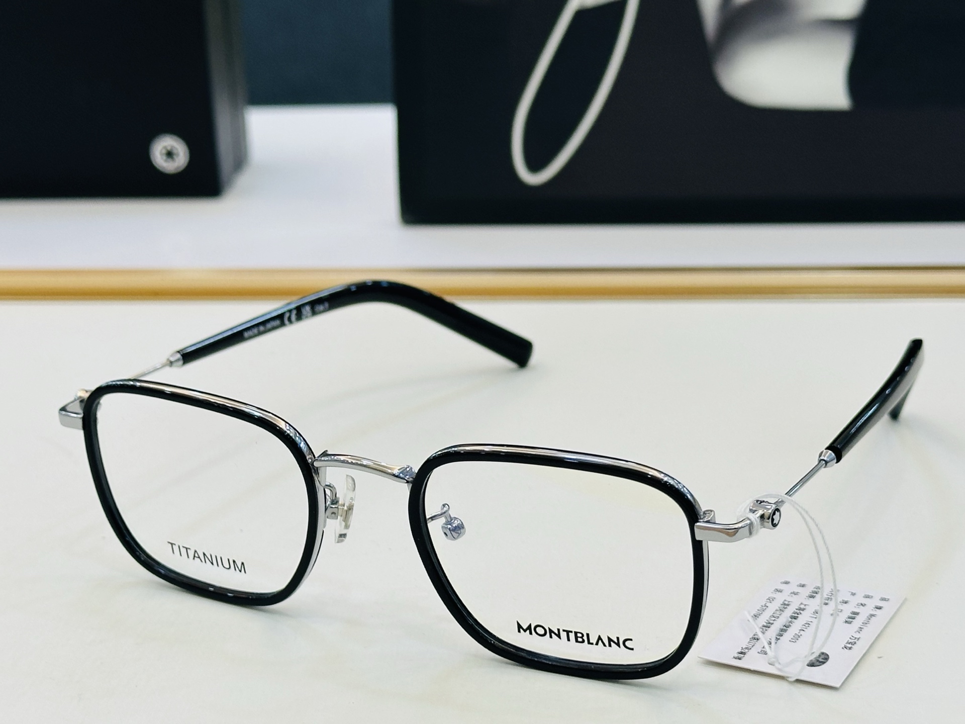 官网新品 MONTBLANC 万宝龙 MB0424 Size：50口22-145 做工精良 👍👍W 完美