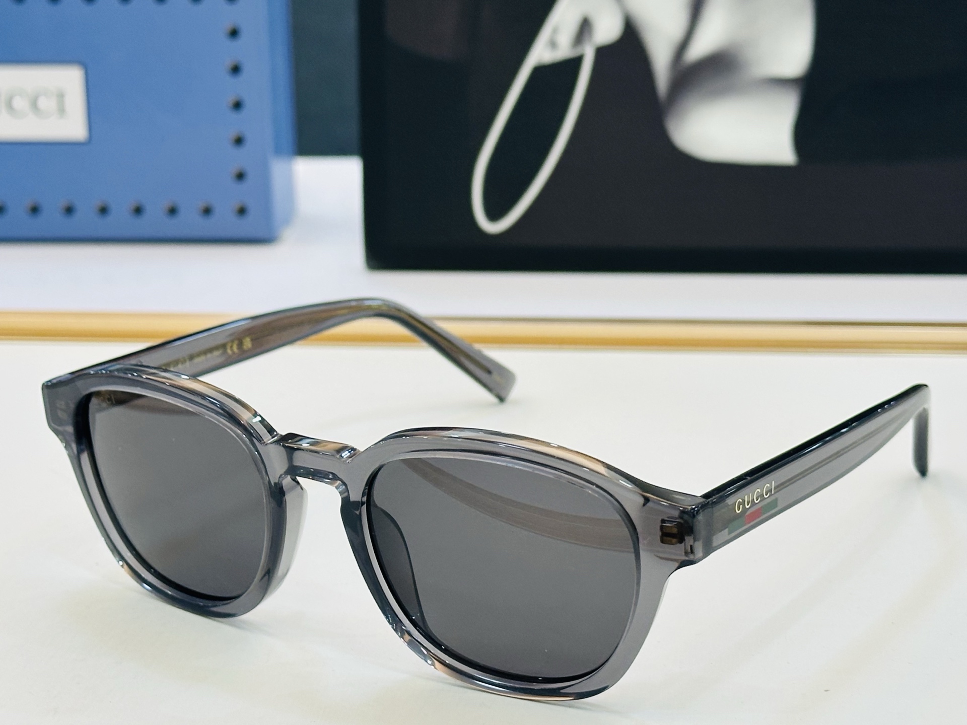 GUCC* 古家 GG2109SK 🐝🐝系列 Size：53口21-145 🍁🍁 W超绝品质 。