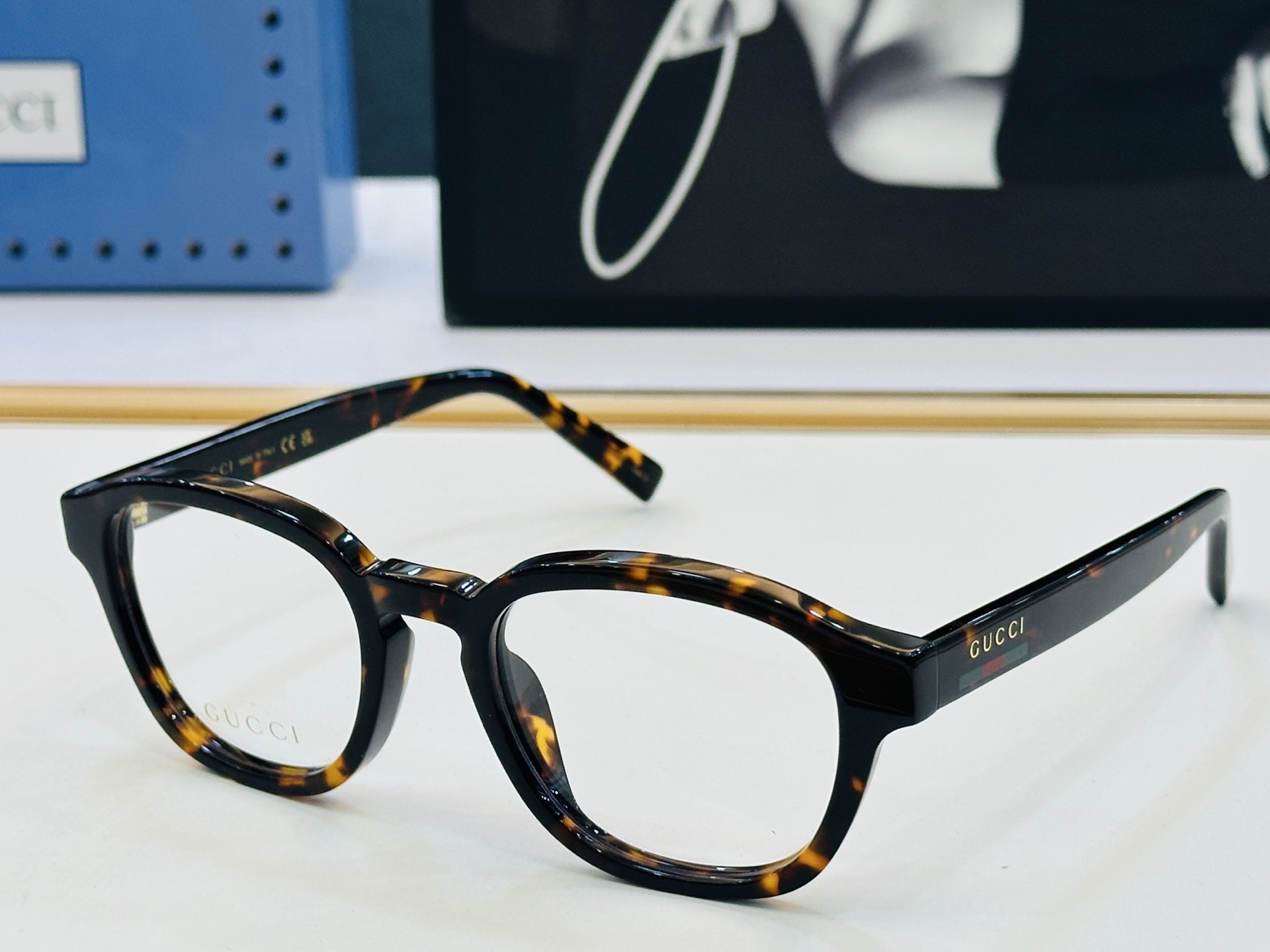 GUCC* 古家 GG2109SK 🐝🐝系列 Size：53口21-145 🍁🍁 W超绝品质 。