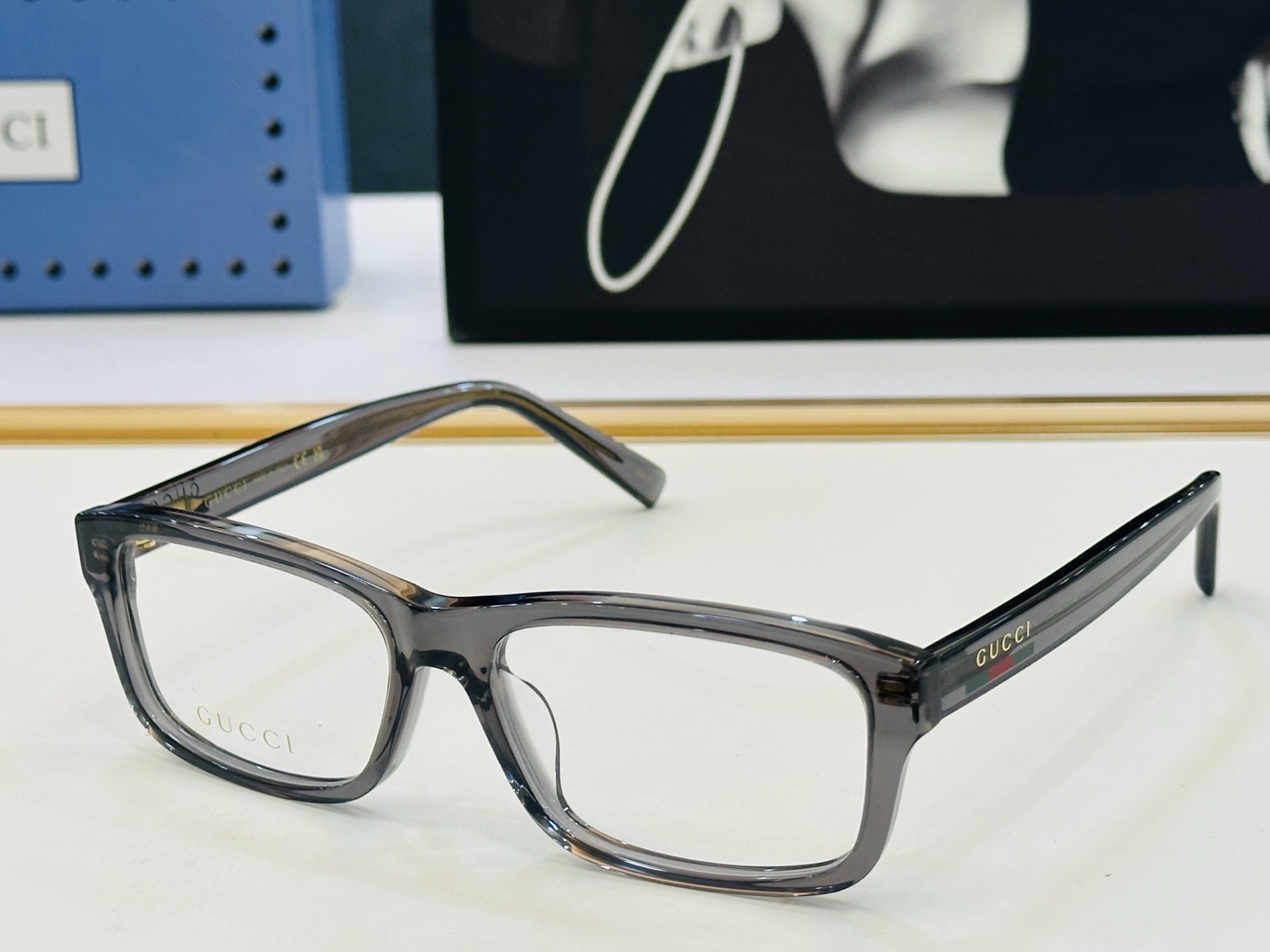 GUCC* 古家 GG1986SA 🐝🐝系列 Size：57口16-145 🍁🍁 W超绝品质 。