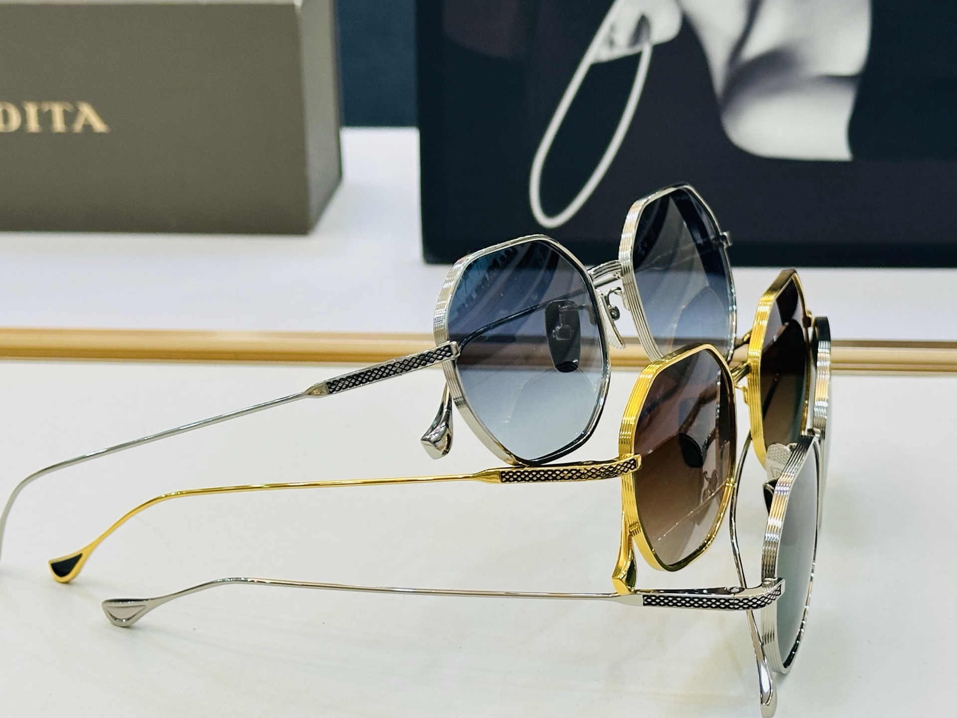 官网款 DlT* 迪塔 DTS203 Size：51口19-142 意大利最新原单货 [得意][得意]男