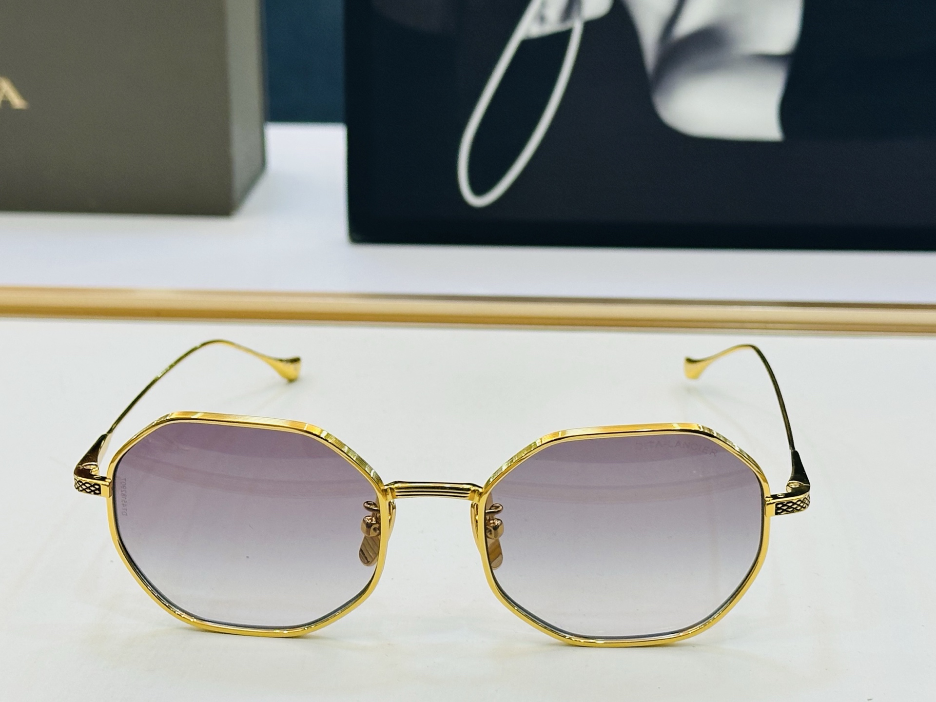 官网款 DlT* 迪塔 DTS203 Size：51口19-142 意大利最新原单货 [得意][得意]男