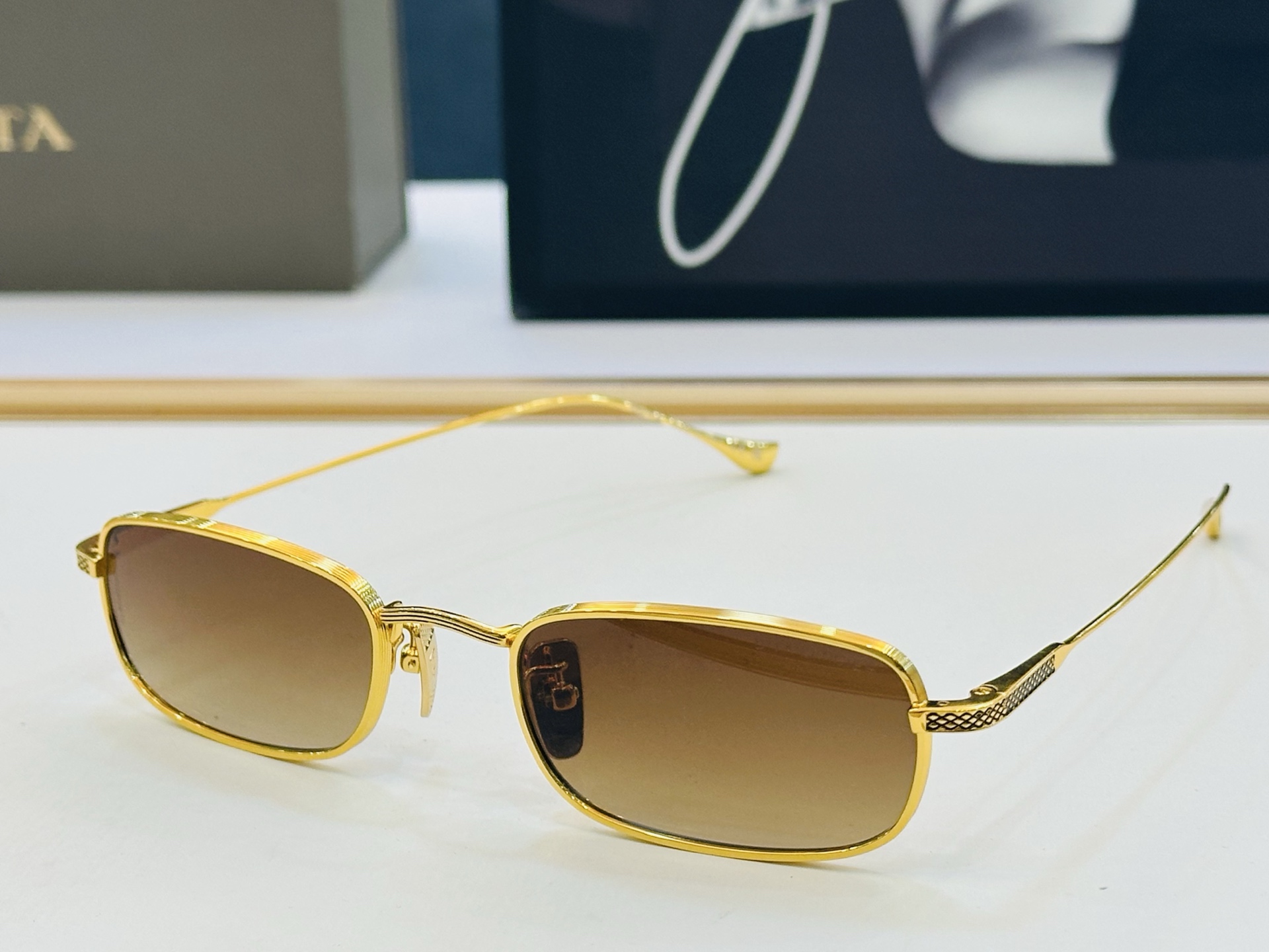 官网款 DlT* 迪塔 DTS201 Size：53口17-142 意大利最新原单货 [得意][得意]男