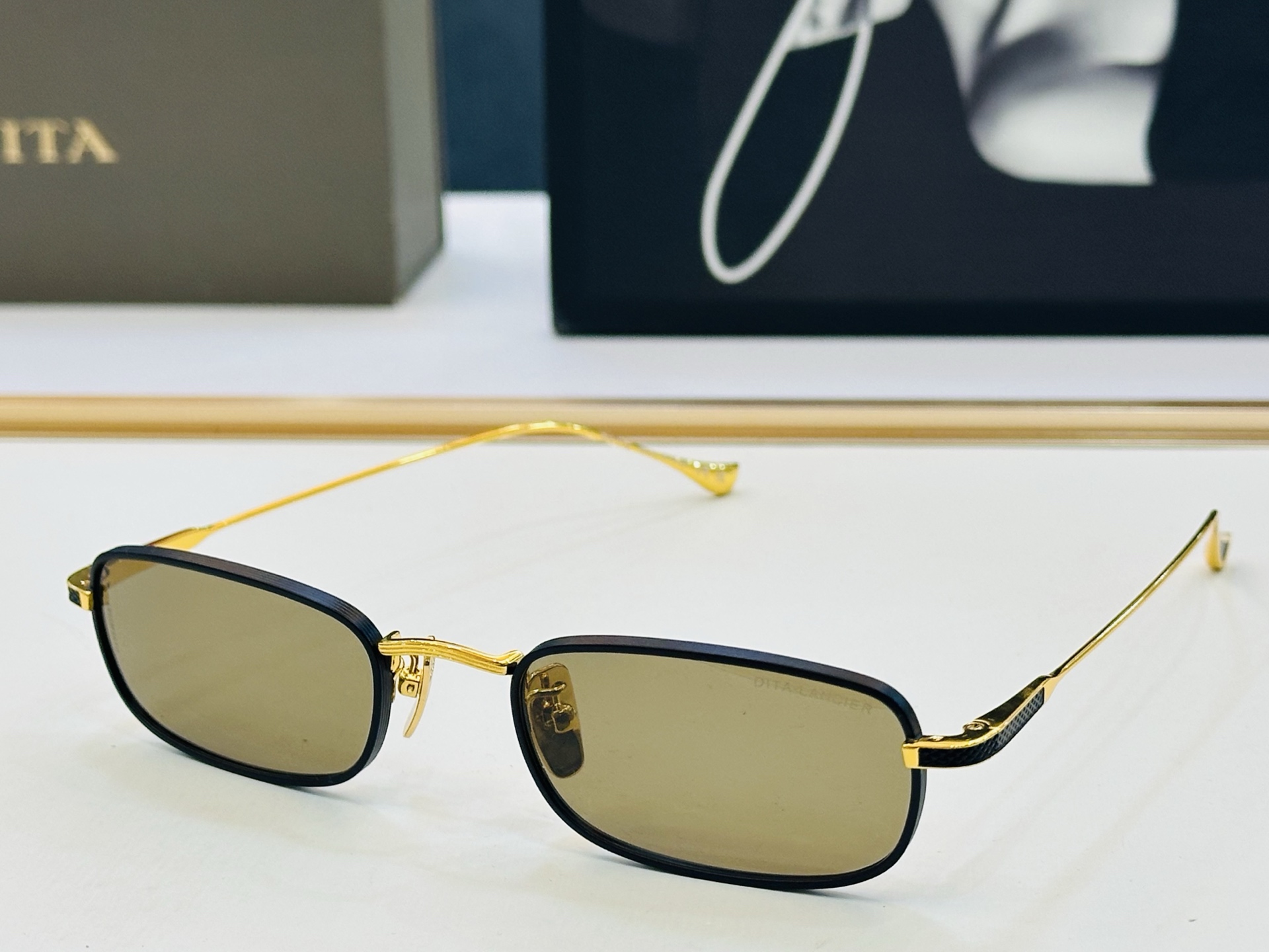 官网款 DlT* 迪塔 DTS201 Size：53口17-142 意大利最新原单货 [得意][得意]男