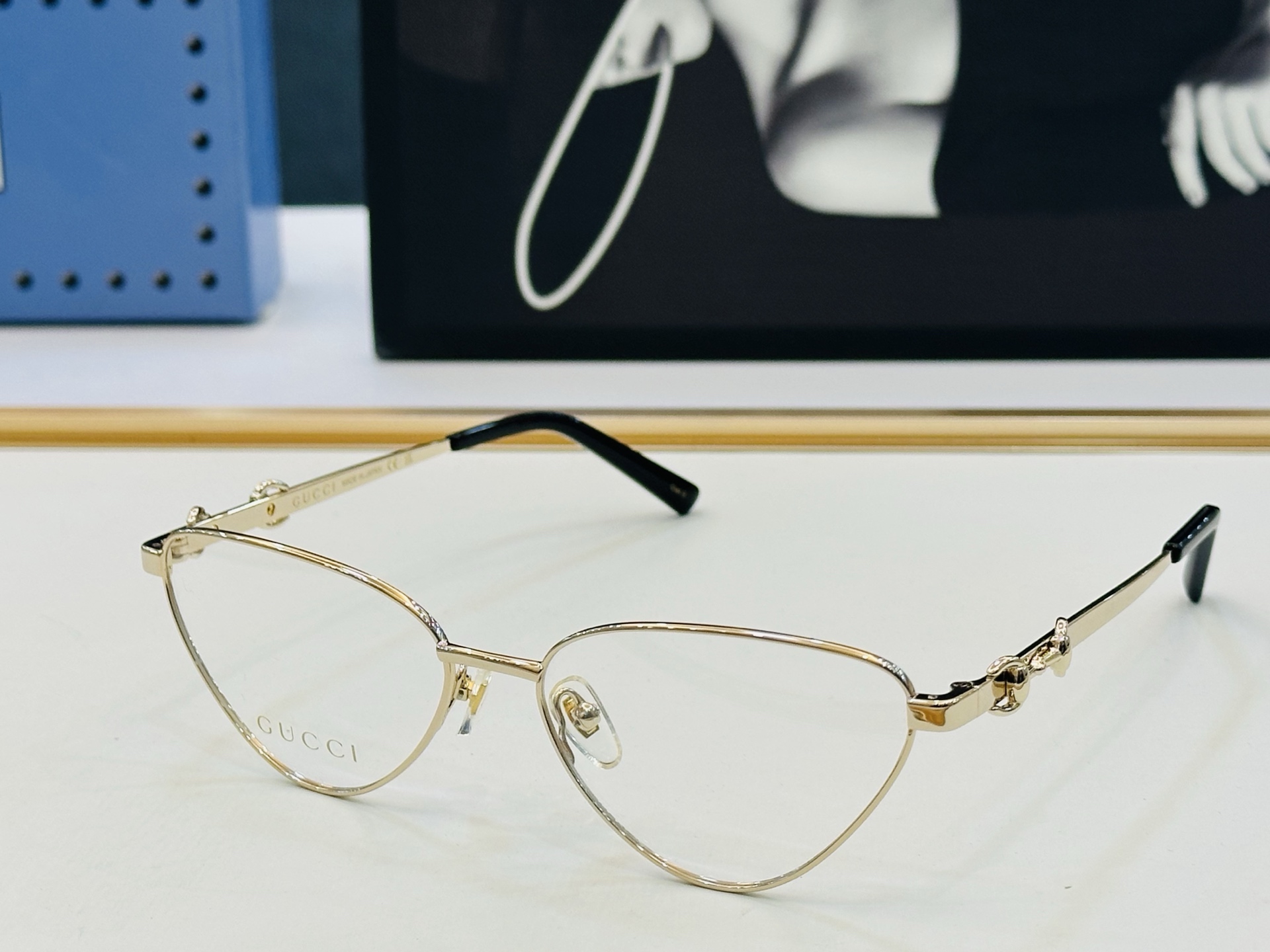 GUCC* 古家 GG2054O 🐝🐝系列 Size：56口16-145 🍁🍁W 超绝品质 太阳镜。