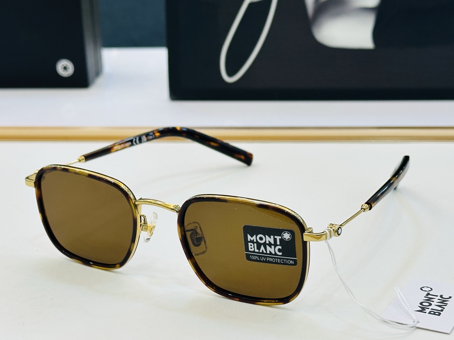 官网新品 MONTBLANC 万宝龙 MB0424 Size：50口22-145 做工精良 👍👍W 完美