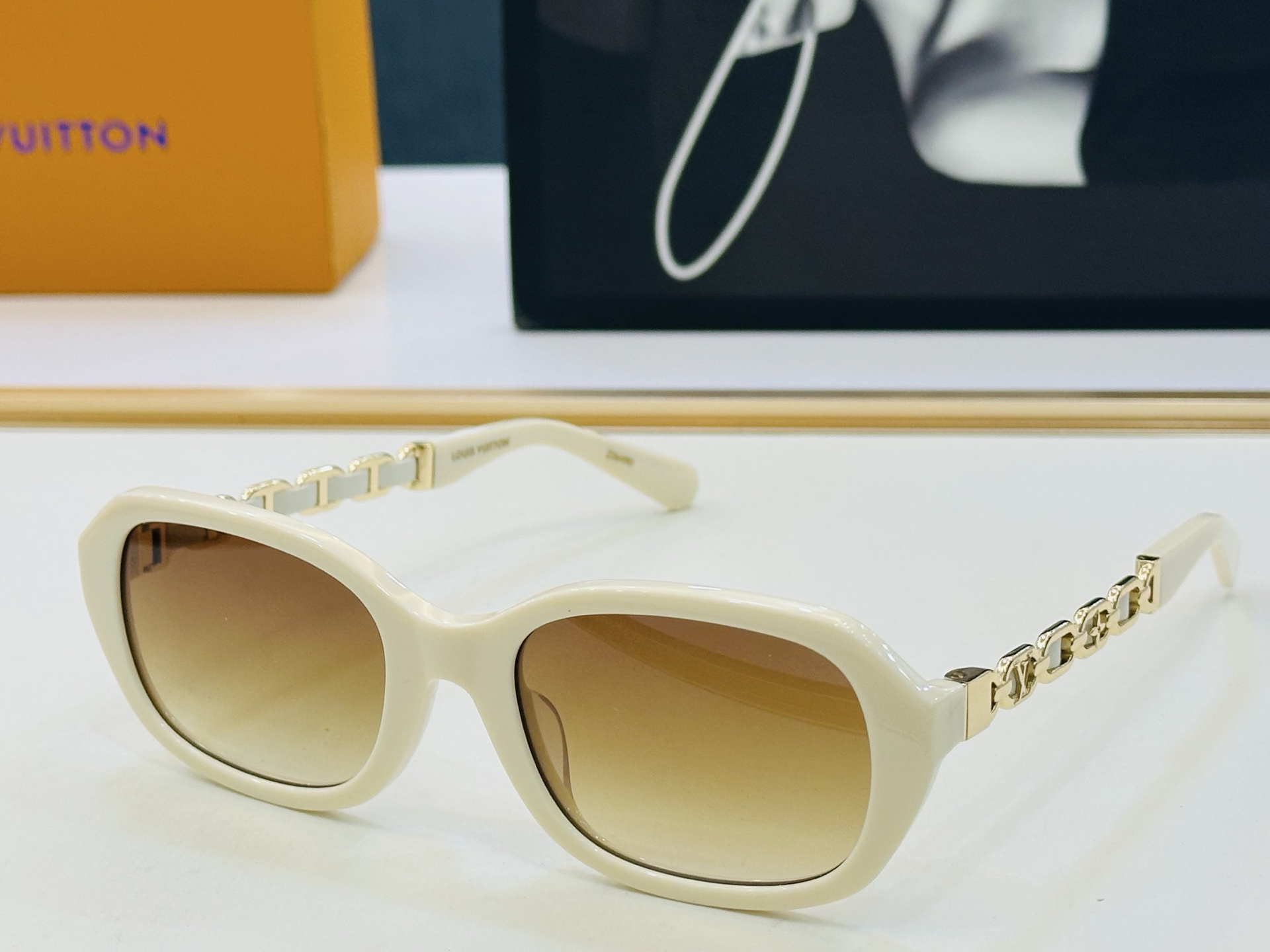 路易家 🎩Z2649W Size：55口20-140 充满活力的 展现独特个性🌟展现大气的你 B高品质 