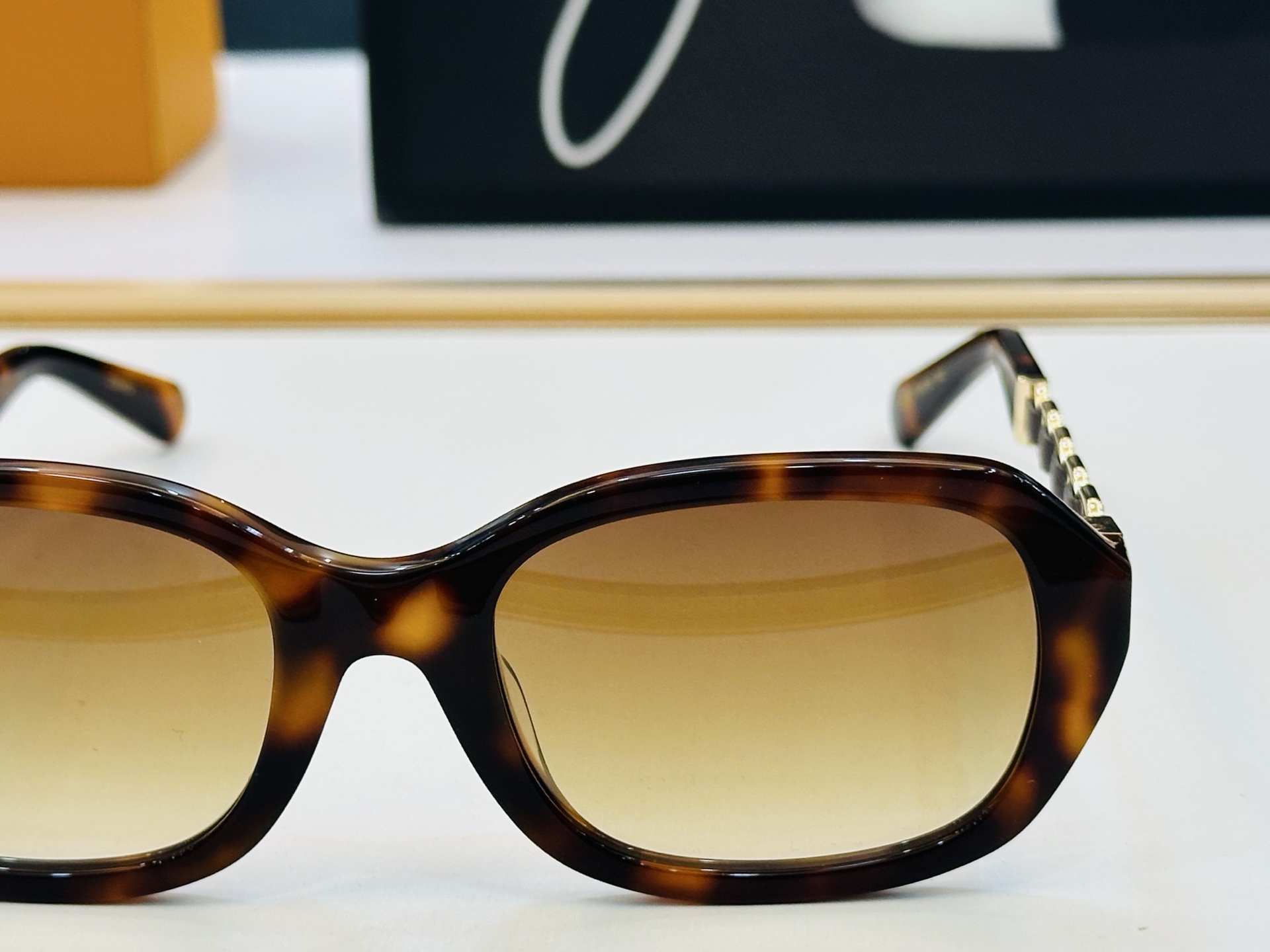 路易家 🎩Z2649W Size：55口20-140 充满活力的 展现独特个性🌟展现大气的你 B高品质 