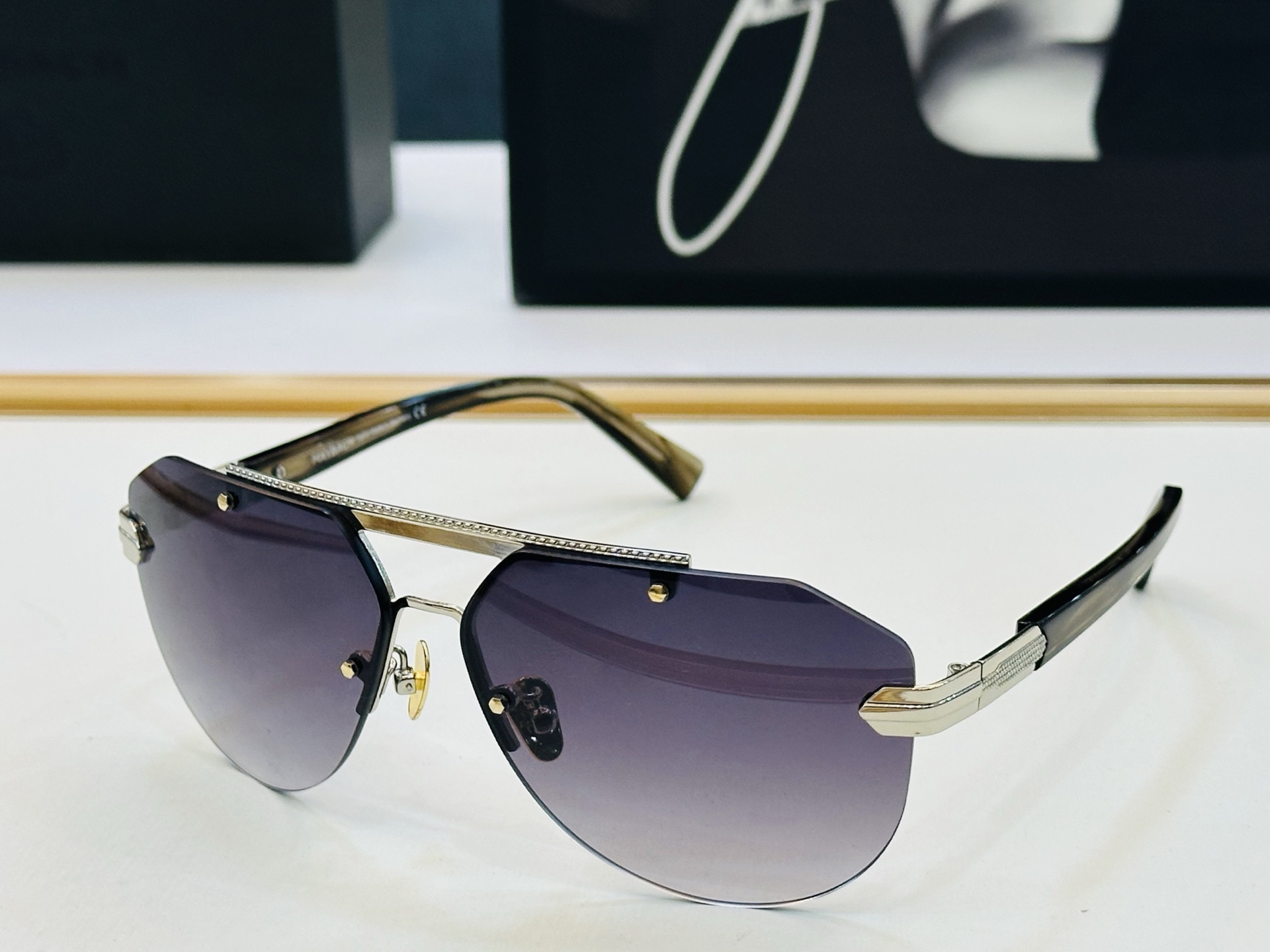 高品质 迈巴赫 🎉🎉做工精美💕💕MAYBAC*H SURPass Size：61口12-140 质感十足