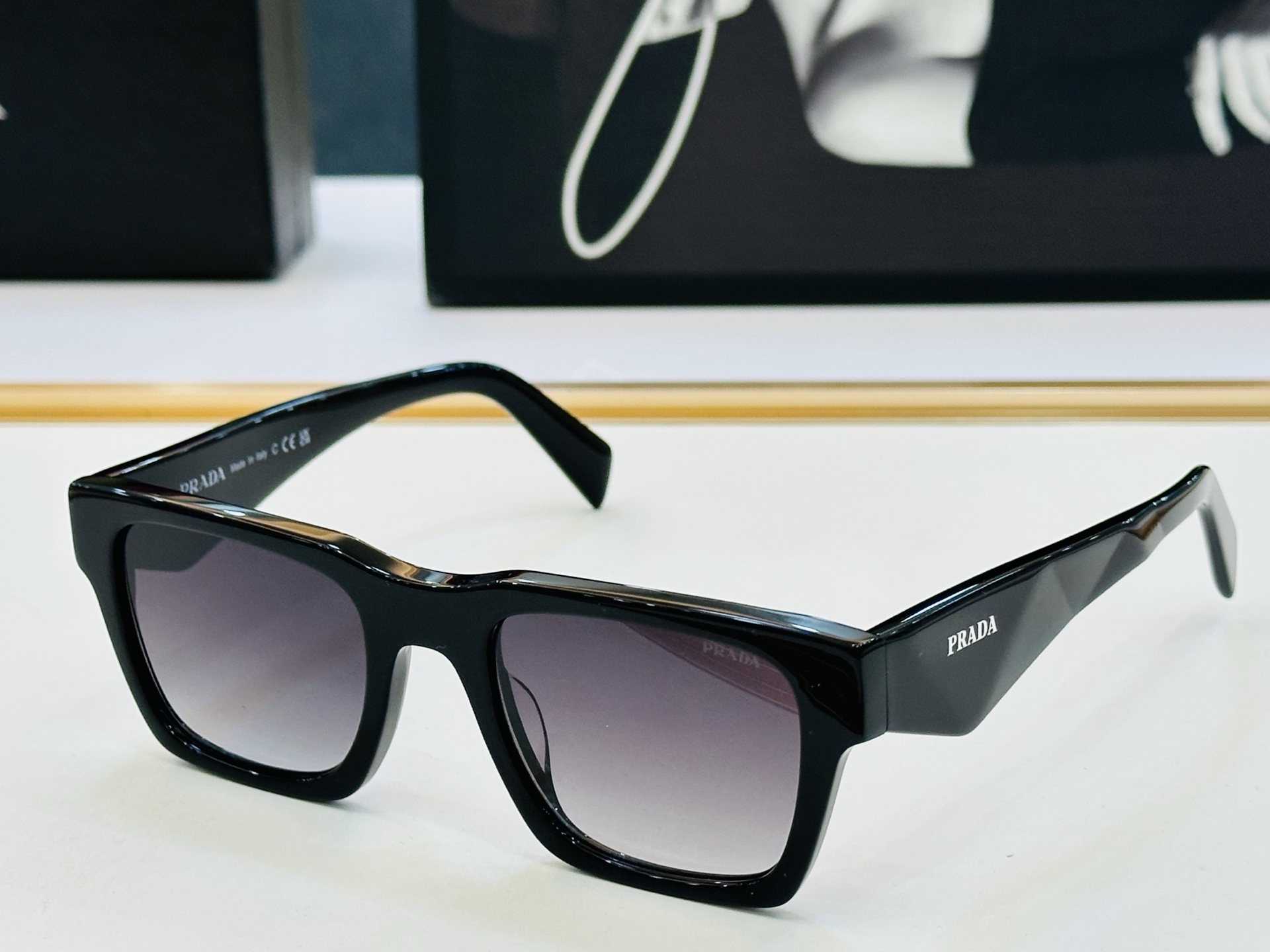 🔺PRAD*🔻普家 SPR A06S Size：50口21-160 眼镜系列堪称精湛制作 彰显独特个 L