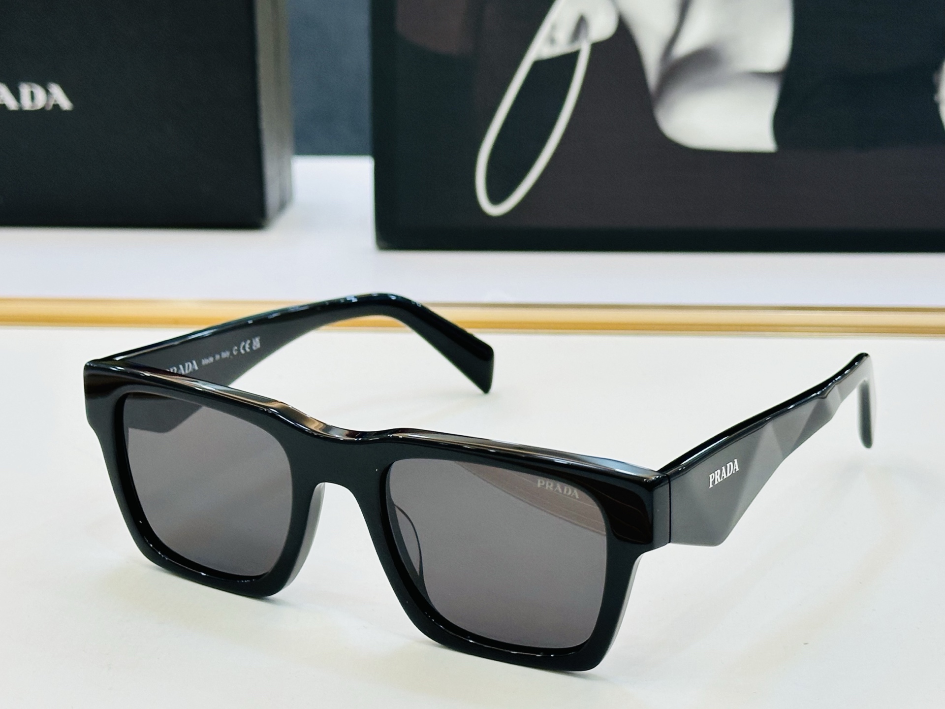 🔺PRAD*🔻普家 SPR A06S Size：50口21-160 眼镜系列堪称精湛制作 彰显独特个 L