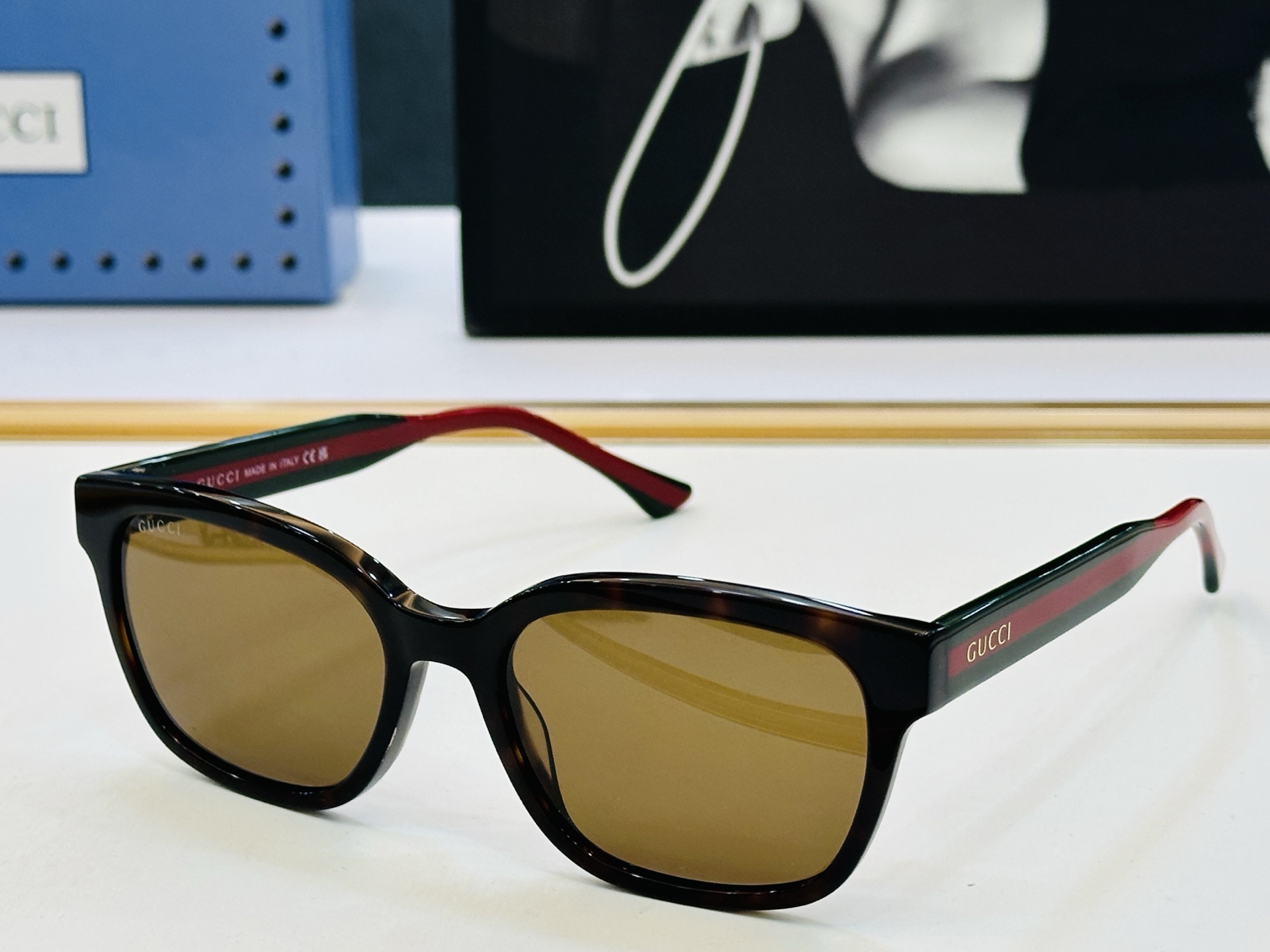 GUCC* 古家 GG1872SK 🐝🐝系列 Size：56口18-145 🍁🍁 L超绝品质 。