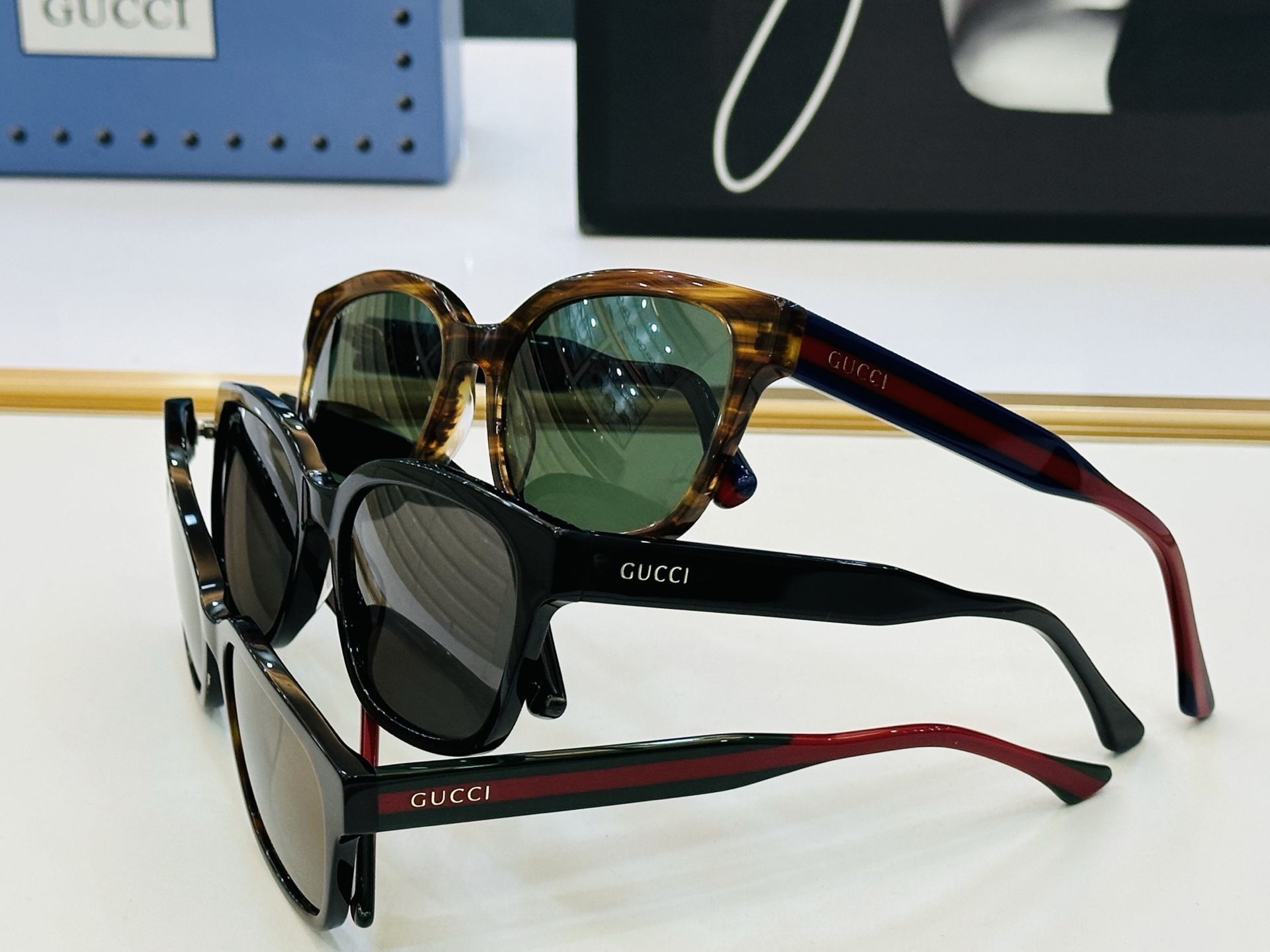 GUCC* 古家 GG1872SK 🐝🐝系列 Size：56口18-145 🍁🍁 L超绝品质 。