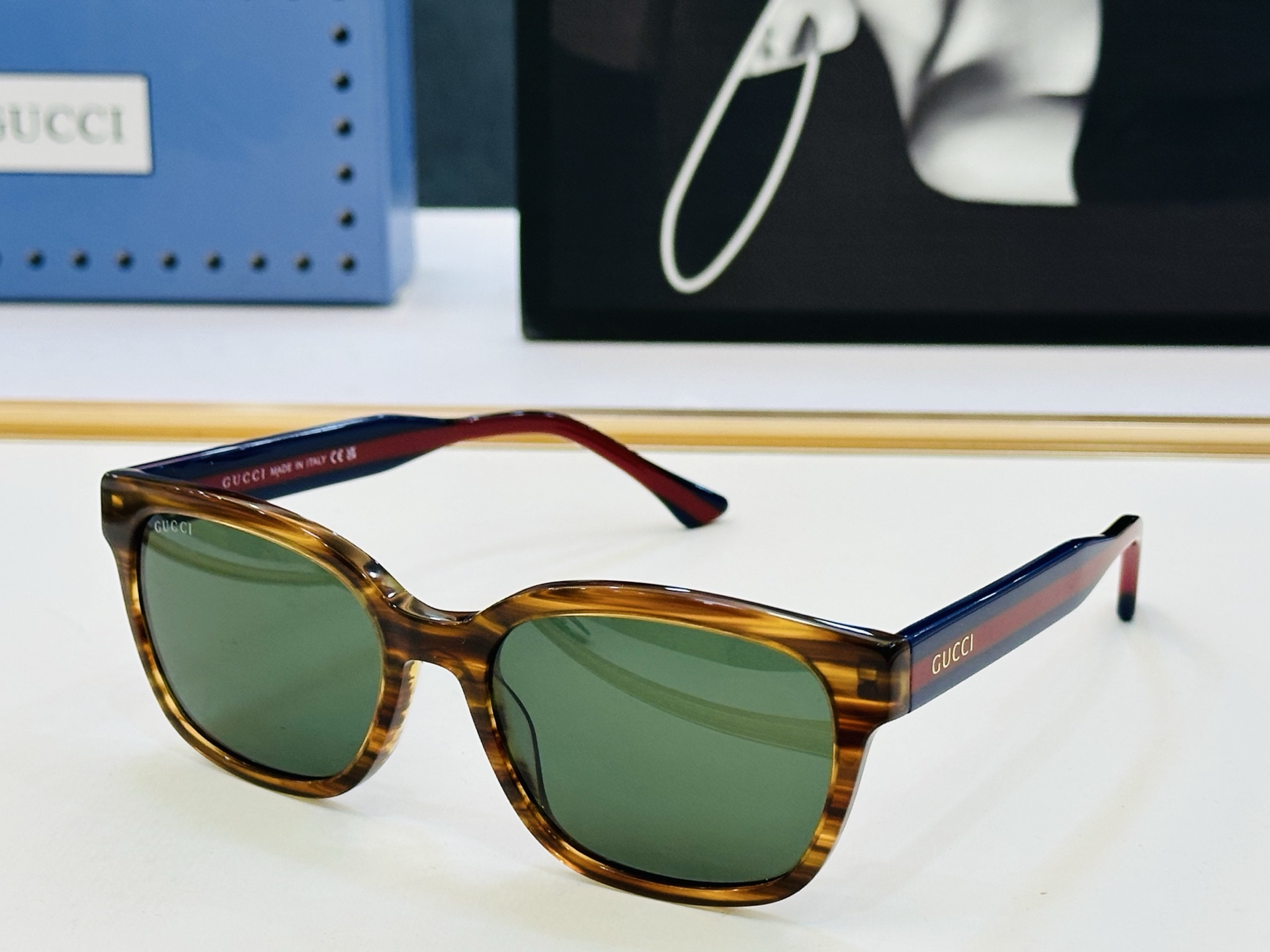 GUCC* 古家 GG1872SK 🐝🐝系列 Size：56口18-145 🍁🍁 L超绝品质 。