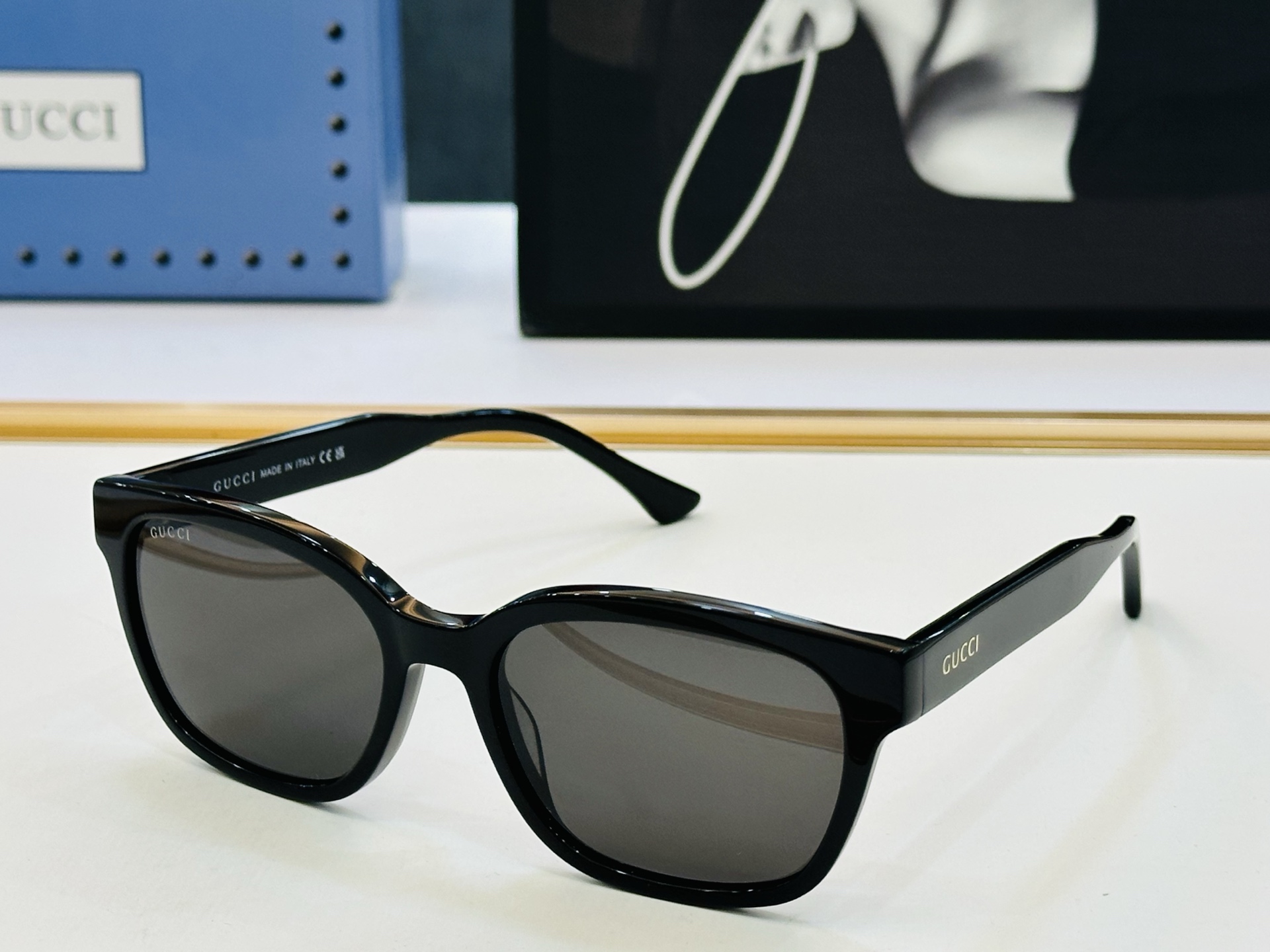 GUCC* 古家 GG1872SK 🐝🐝系列 Size：56口18-145 🍁🍁 L超绝品质 。