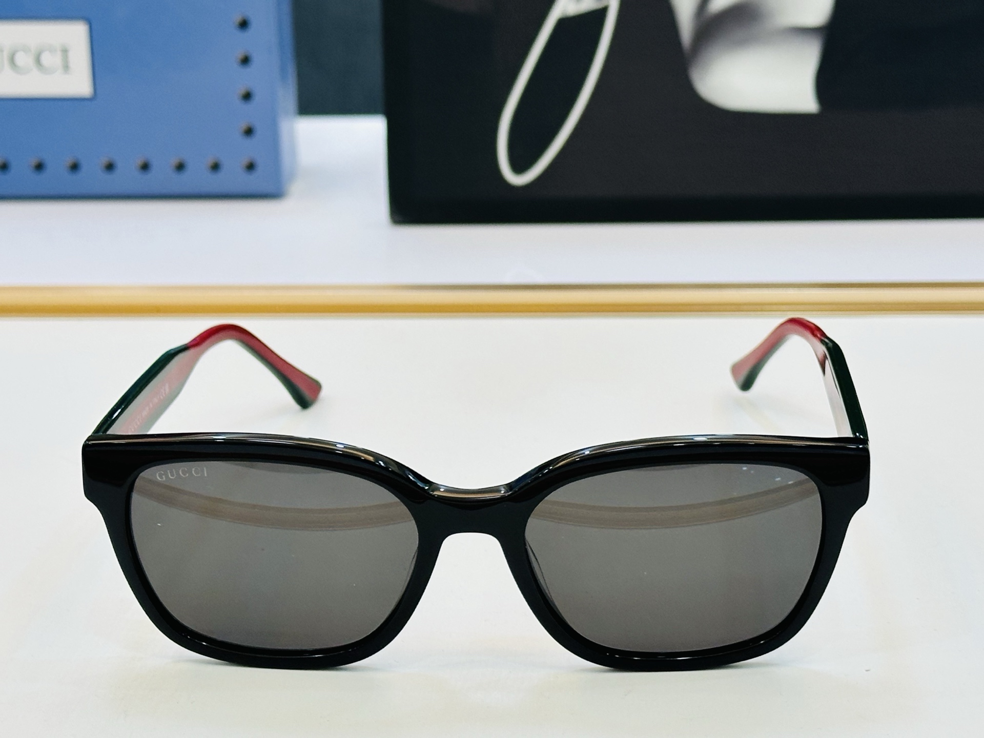 GUCC* 古家 GG1872SK 🐝🐝系列 Size：56口18-145 🍁🍁 L超绝品质 。