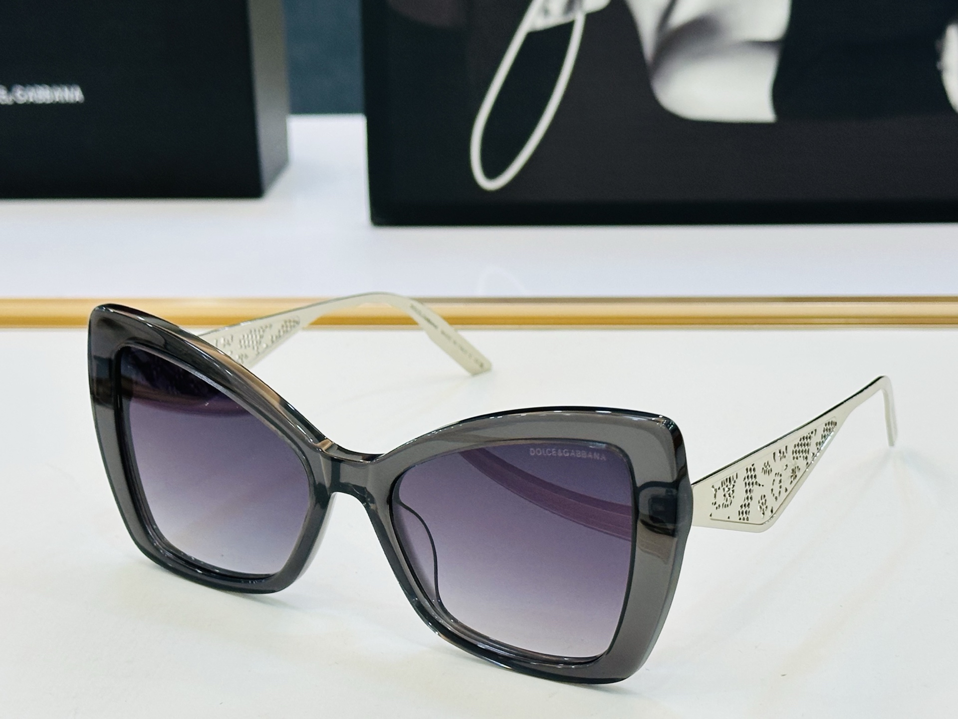 🆕 官网款 🔺DOLCE&GABBAN*🔻DG6691 Size：55口19-145 新颖独特🔝🔝b美艳