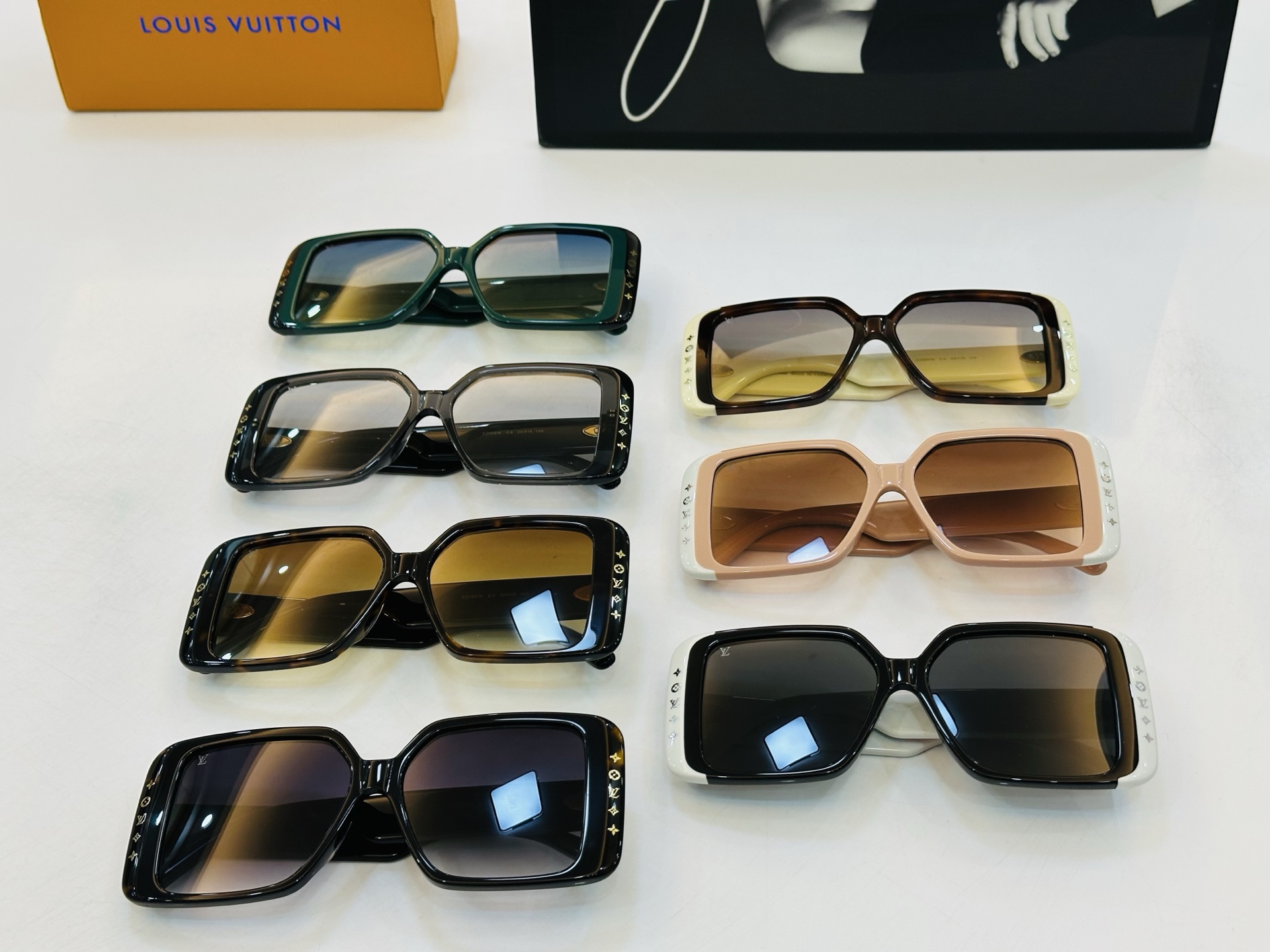 路易家 🎩Z2095W Size：56口15-148 充满活力的 展现独特个性🌟展现大气的你 b高品质 