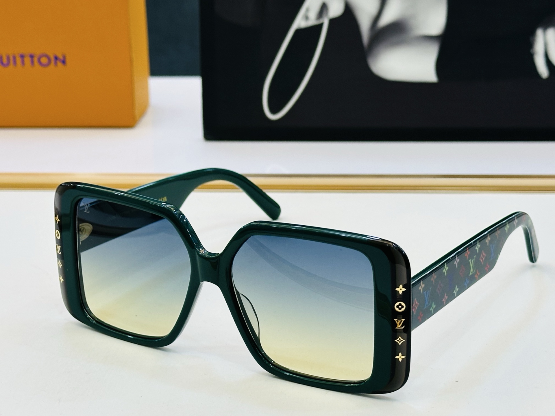 路易家 🎩Z2095W Size：56口15-148 充满活力的 展现独特个性🌟展现大气的你 b高品质 