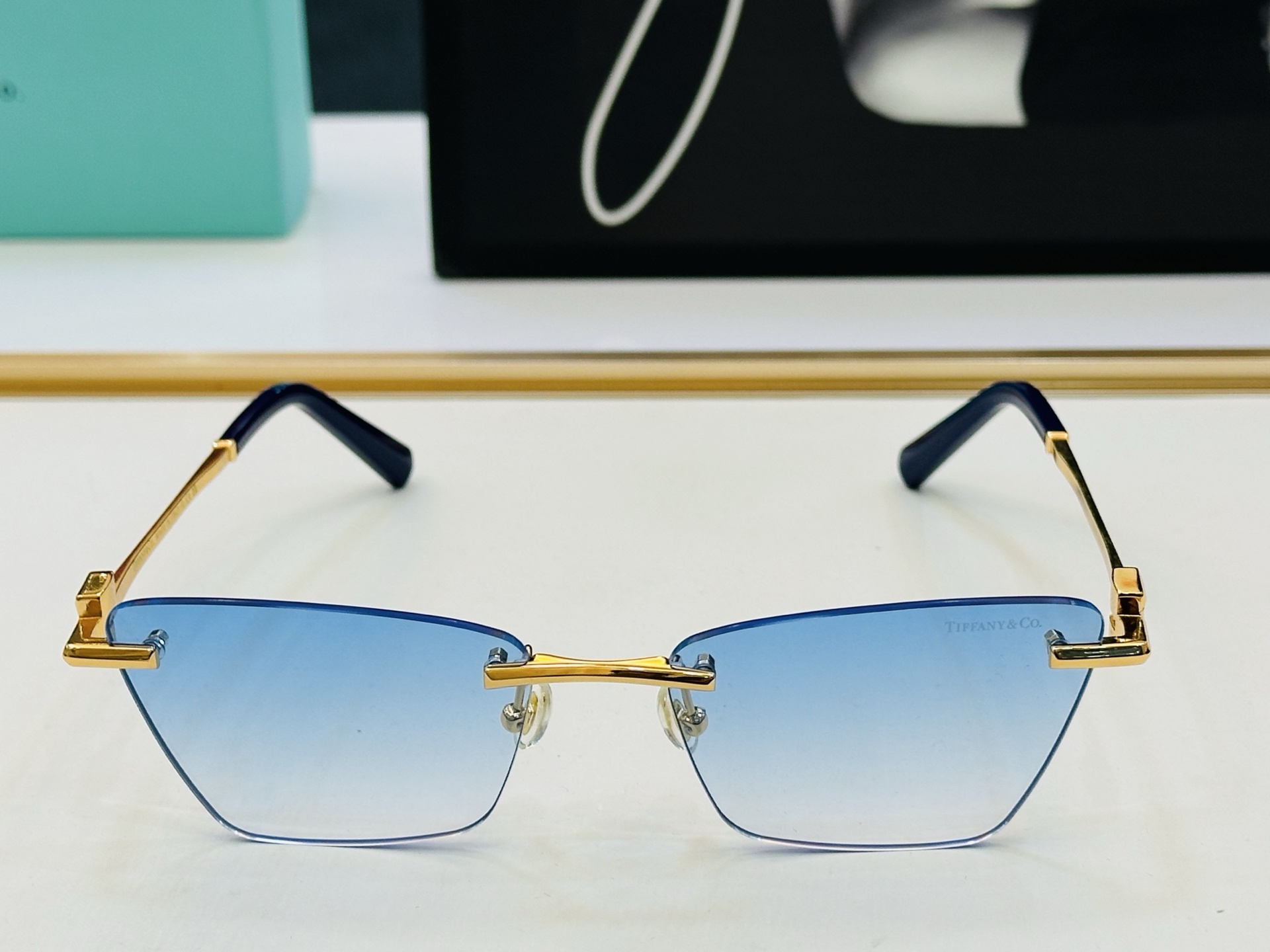 蒂芙家 Tiffany & CO. TF2018 Size：58口18-140 时尚太阳镜架 👍b多色可