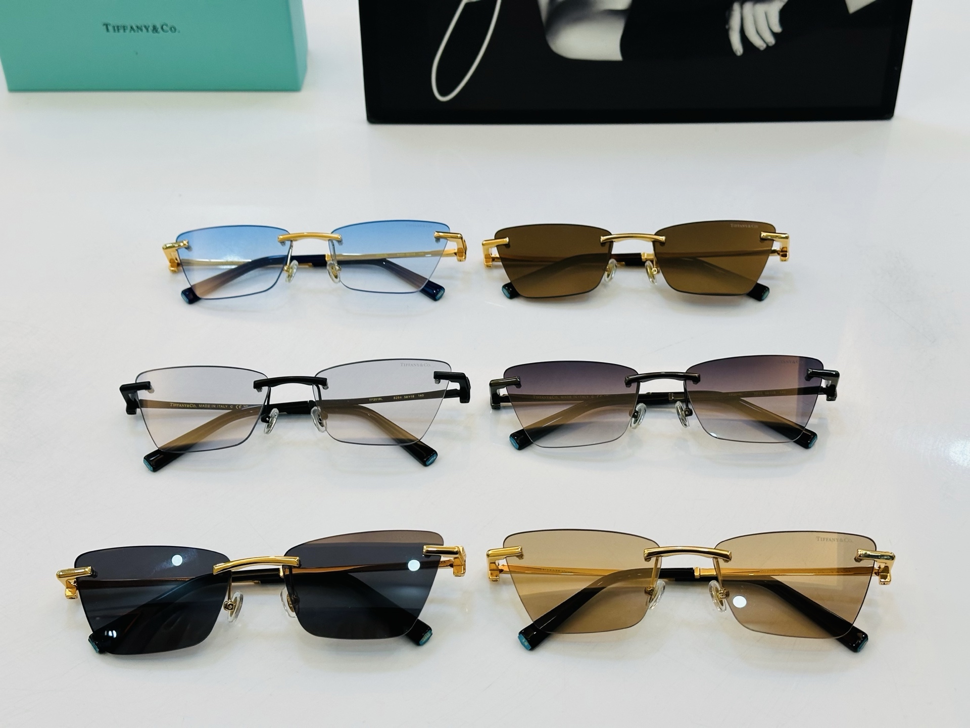 蒂芙家 Tiffany & CO. TF2018 Size：58口18-140 时尚太阳镜架 👍b多色可