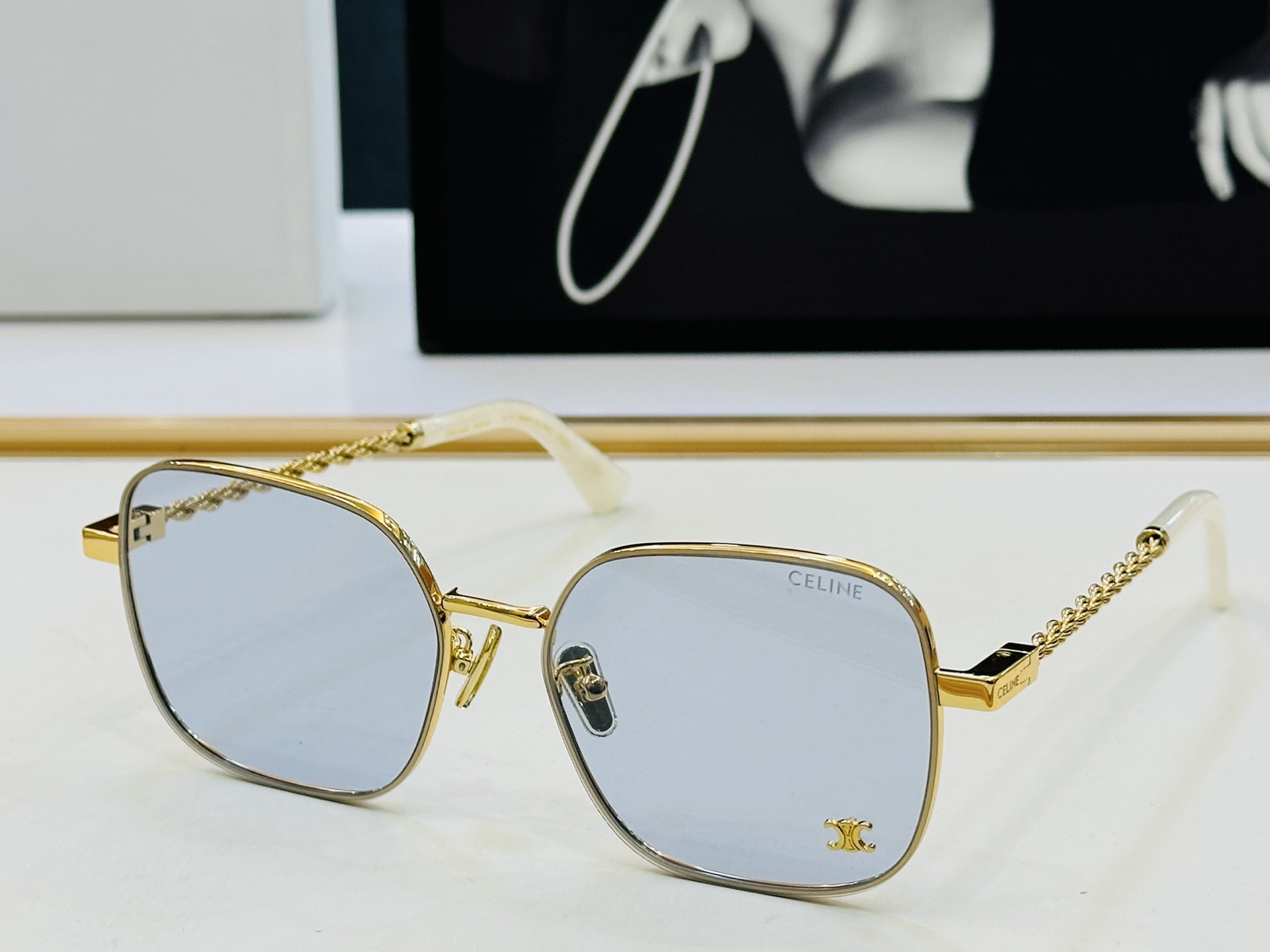 【CELINE】赛琳 CL42126U Size：59口18-145 一直热销的款式 欧美风 光泽度好 