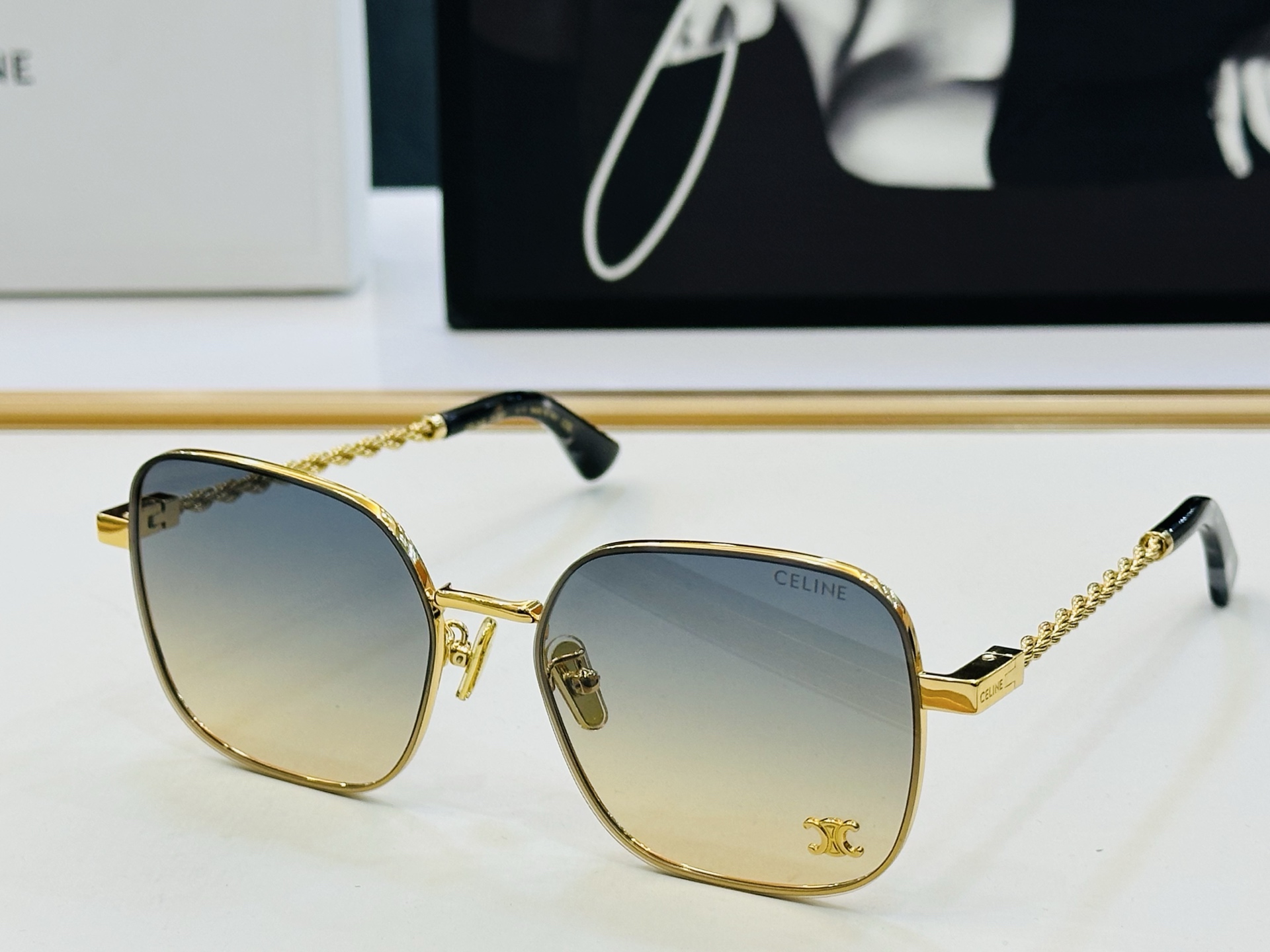 【CELINE】赛琳 CL42126U Size：59口18-145 一直热销的款式 欧美风 光泽度好 