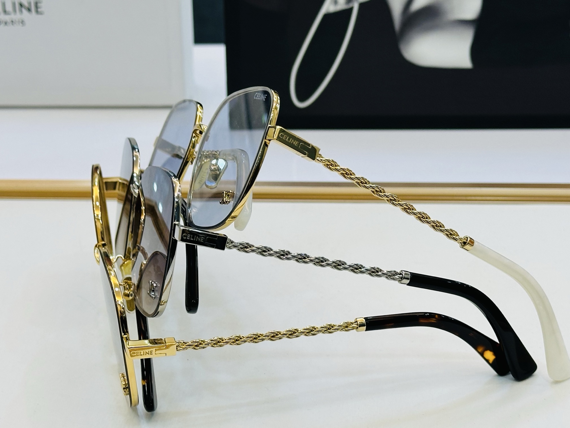 【CELINE】赛琳 CL42126U Size：59口18-145 一直热销的款式 欧美风 光泽度好 