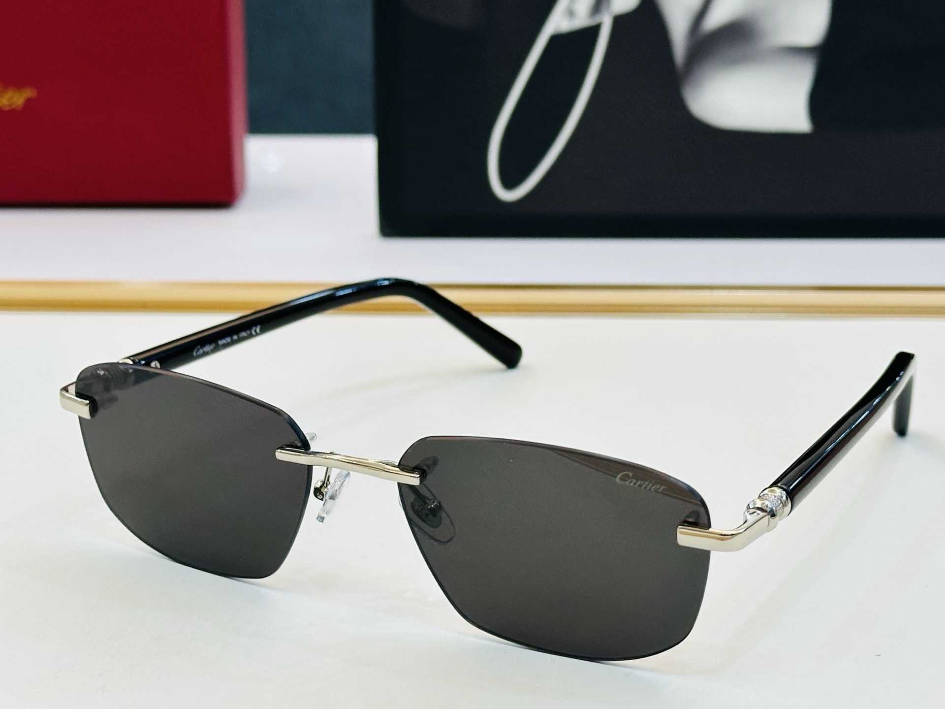 🆕 原版Cartie* 卡家 官网经典款 太阳镜 CT0587 Size：55口19-145 电镀工艺精