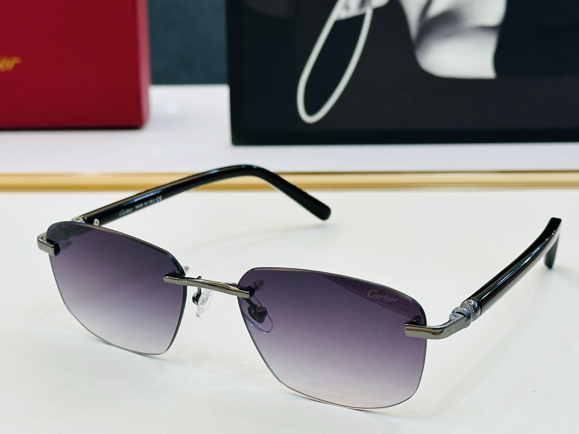🆕 原版Cartie* 卡家 官网经典款 太阳镜 CT0587 Size：55口19-145 电镀工艺精