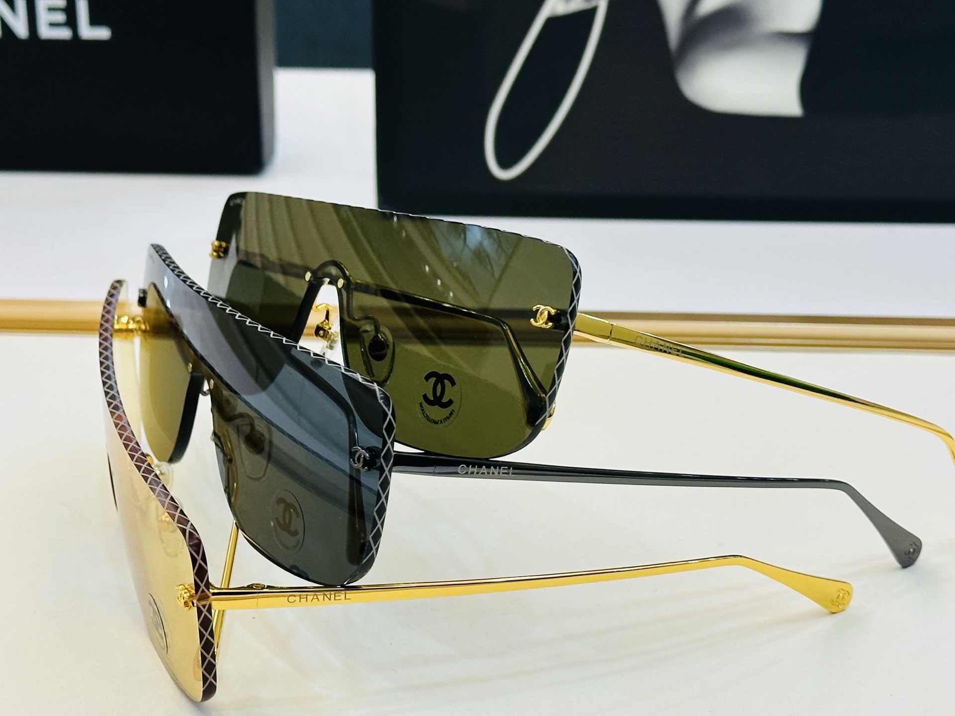 🆕 【CHANE*/香家】MODEL:CH71755 Size：145口142 💅🏻💓F太阳镜