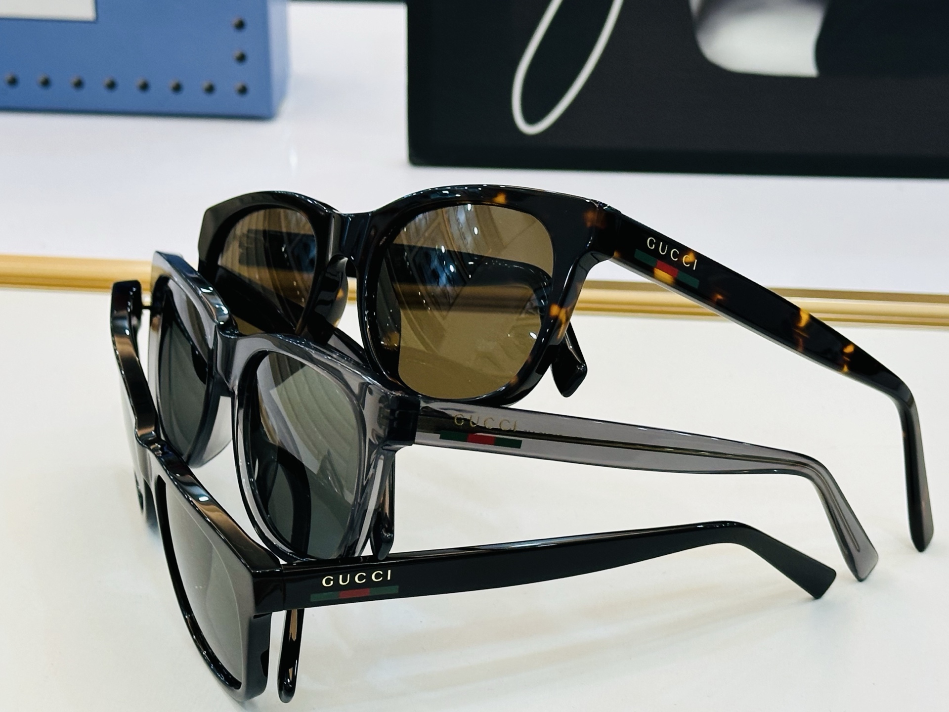 GUCC* 古家 GG1985S 🐝🐝系列 Size：54口19-145 🍁🍁 W超绝品质 。