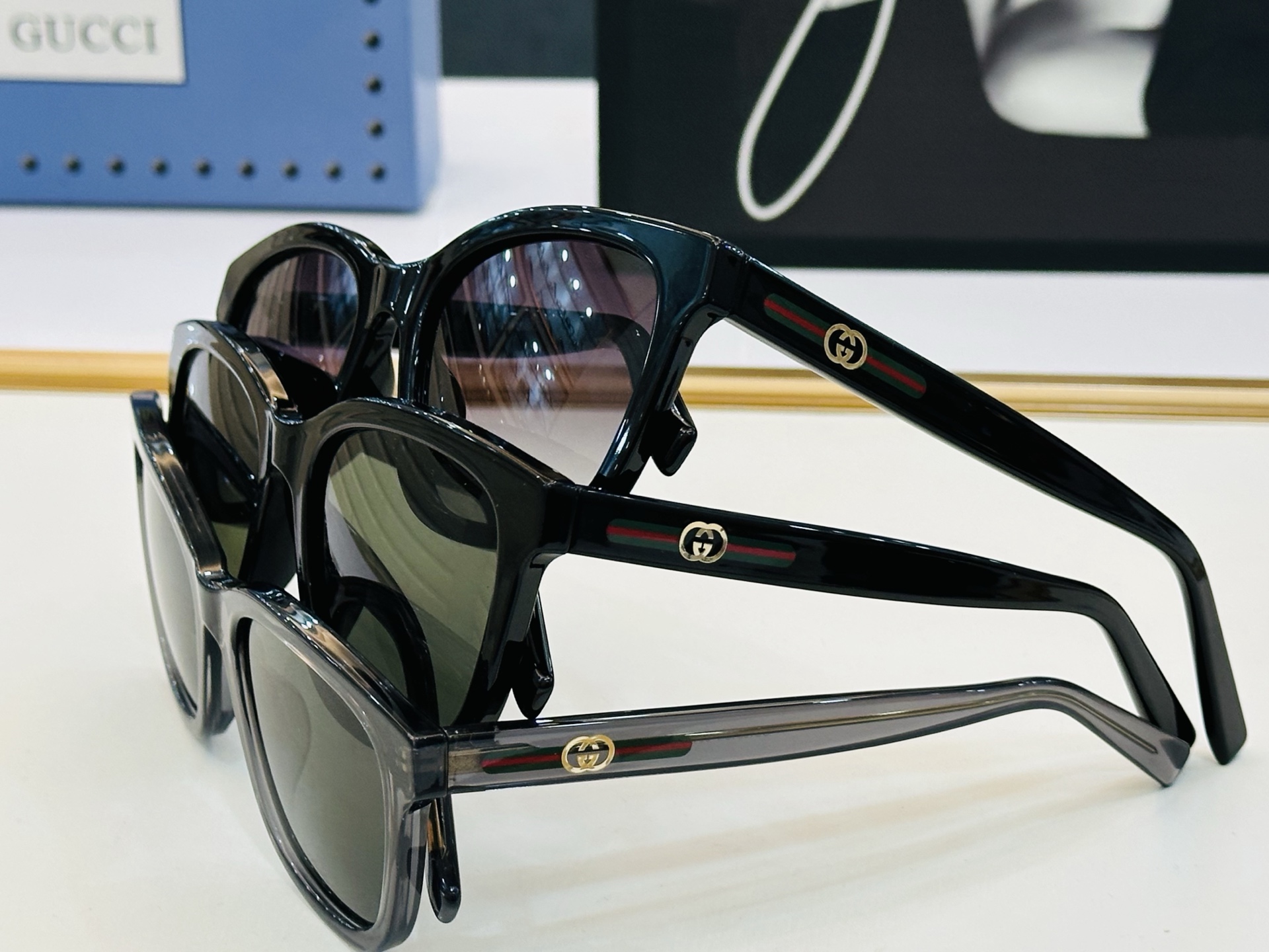 GUCC* 古家 GG1984SK 🐝🐝系列 Size：55口19-145 🍁🍁 W超绝品质 。