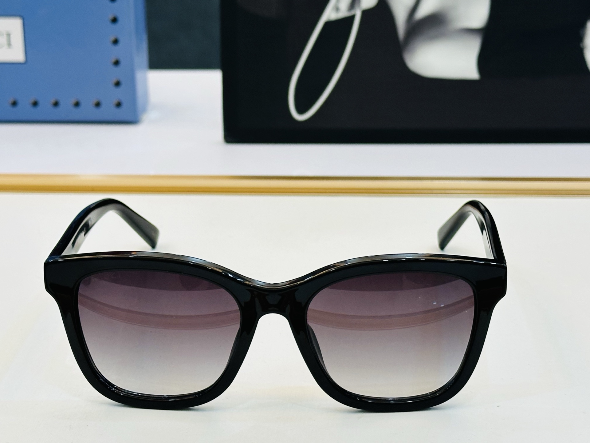 GUCC* 古家 GG1984SK 🐝🐝系列 Size：55口19-145 🍁🍁 W超绝品质 。