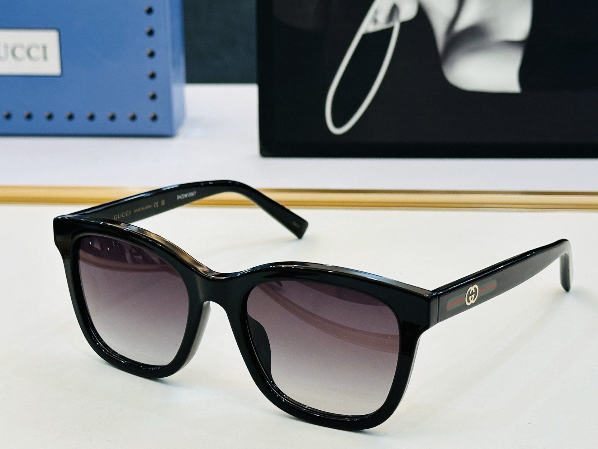 GUCC* 古家 GG1984SK 🐝🐝系列 Size：55口19-145 🍁🍁 W超绝品质 。