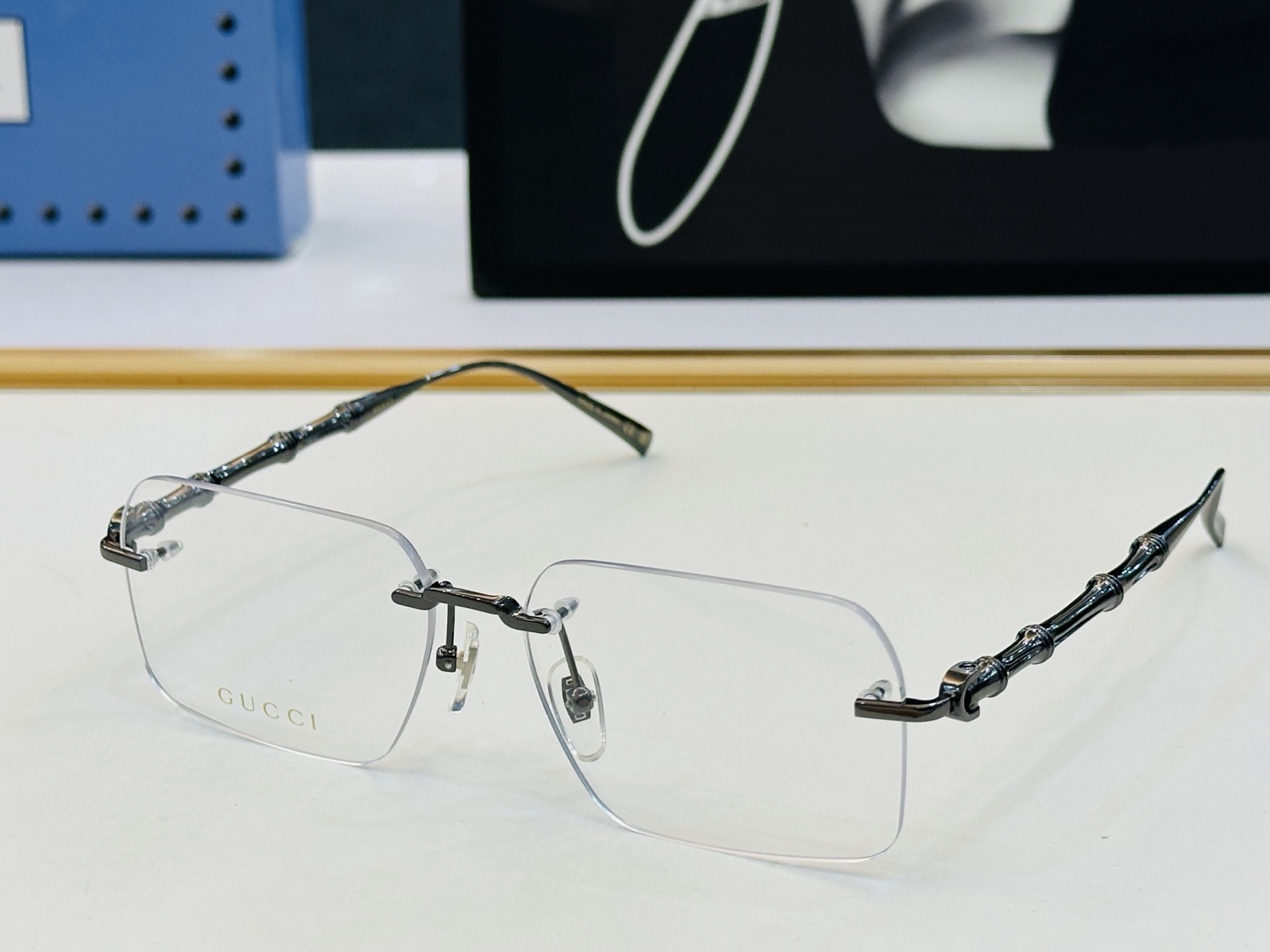 GUCC* 古家 GG2154O 🐝🐝系列 Size：56口18-145 🍁🍁 W超绝品质 。