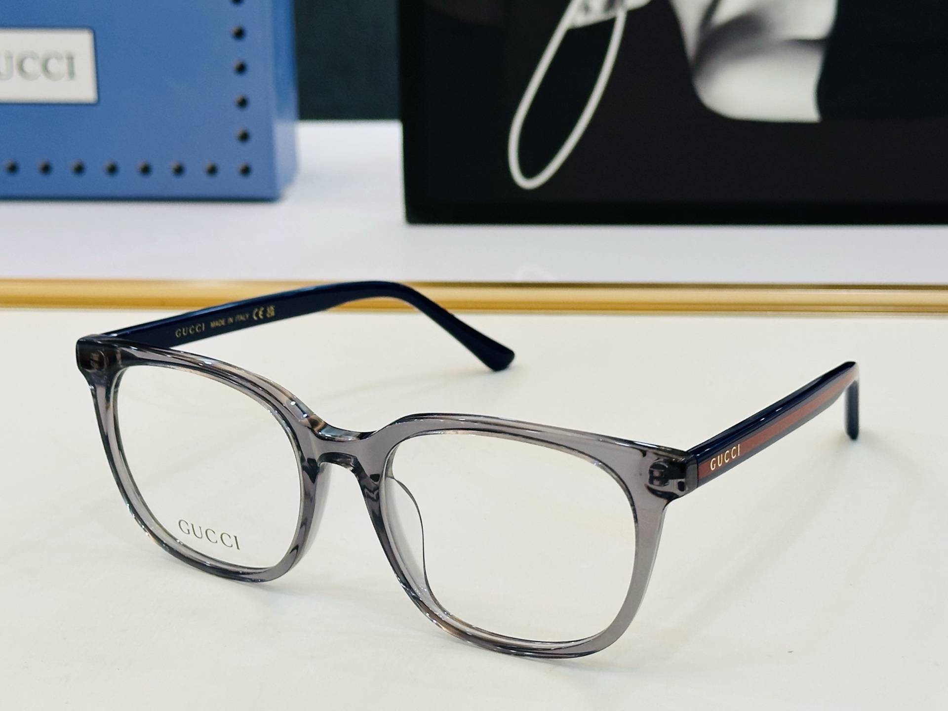 GUCC* 古家 GG0935OA 🐝🐝系列 Size：54口19-145 🍁🍁 一超绝品质太阳镜 。