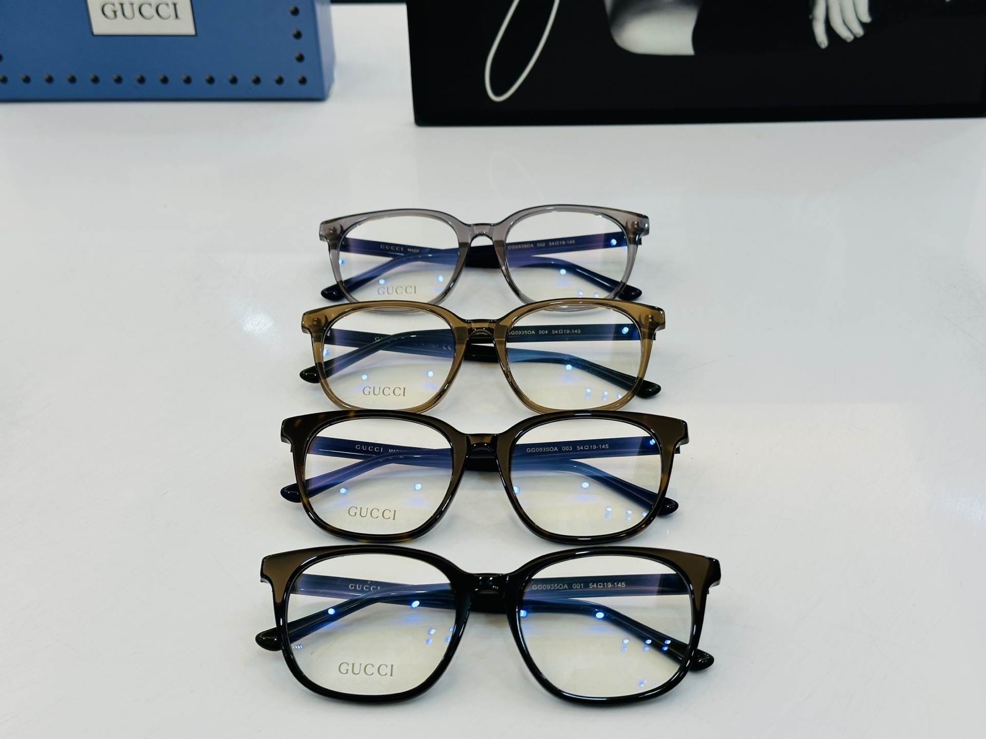 GUCC* 古家 GG0935OA 🐝🐝系列 Size：54口19-145 🍁🍁 一超绝品质太阳镜 。