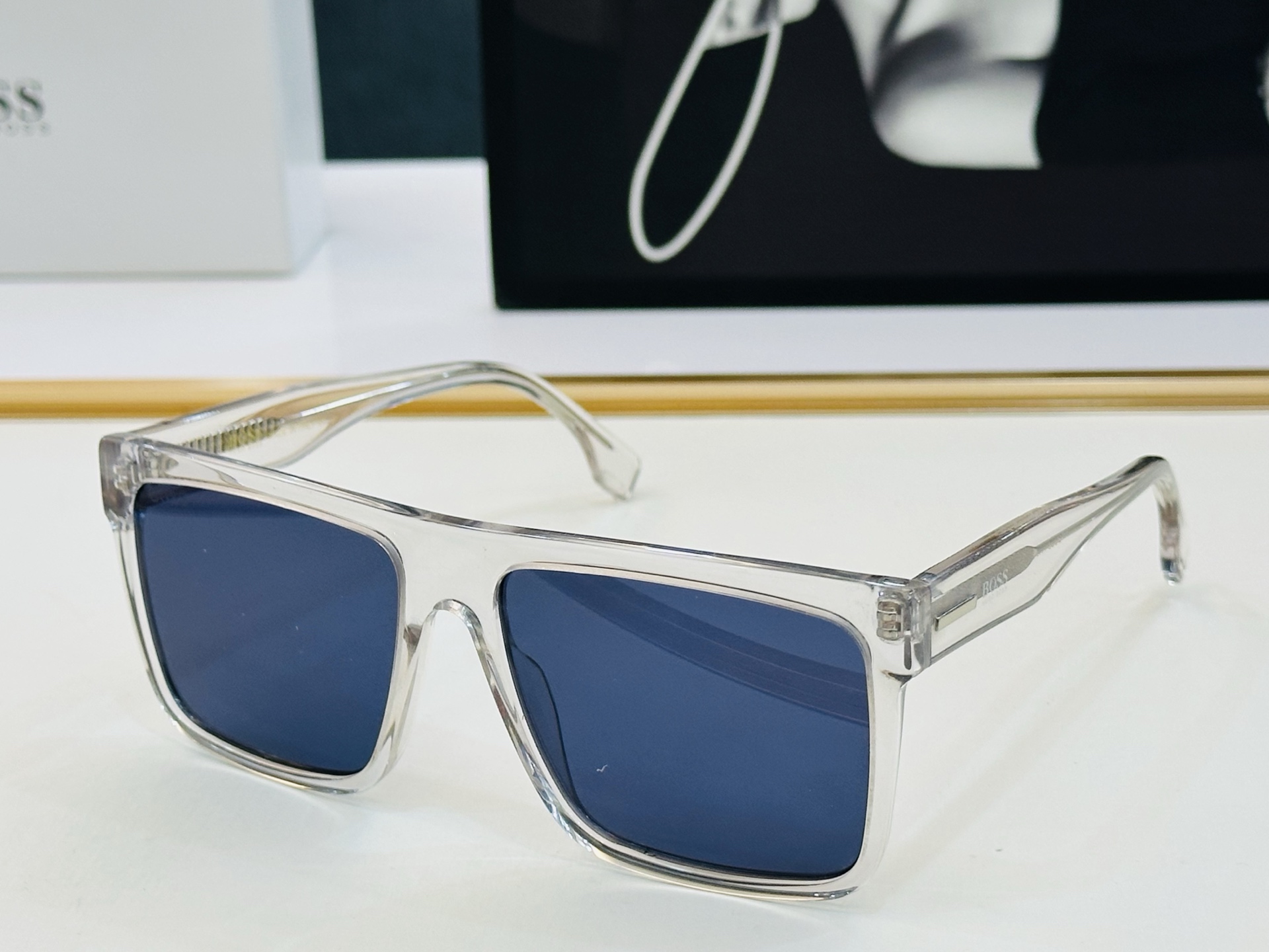 🆕 BOSS 1440/S Size：59口17-150 🕶🕶💋💋👣👣 高品质 不挑脸 C经典不过时框型