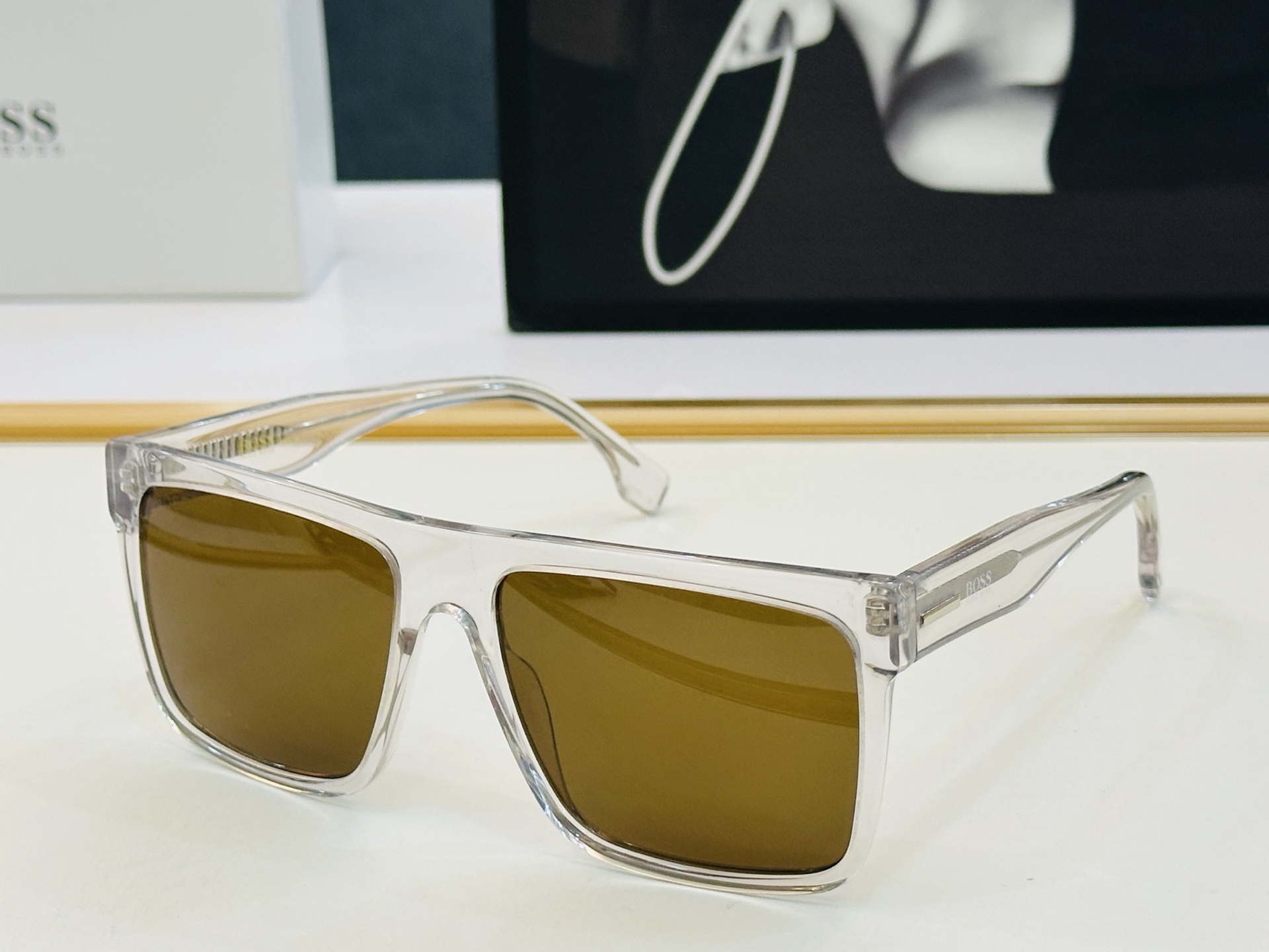 🆕 BOSS 1440/S Size：59口17-150 🕶🕶💋💋👣👣 高品质 不挑脸 C经典不过时框型