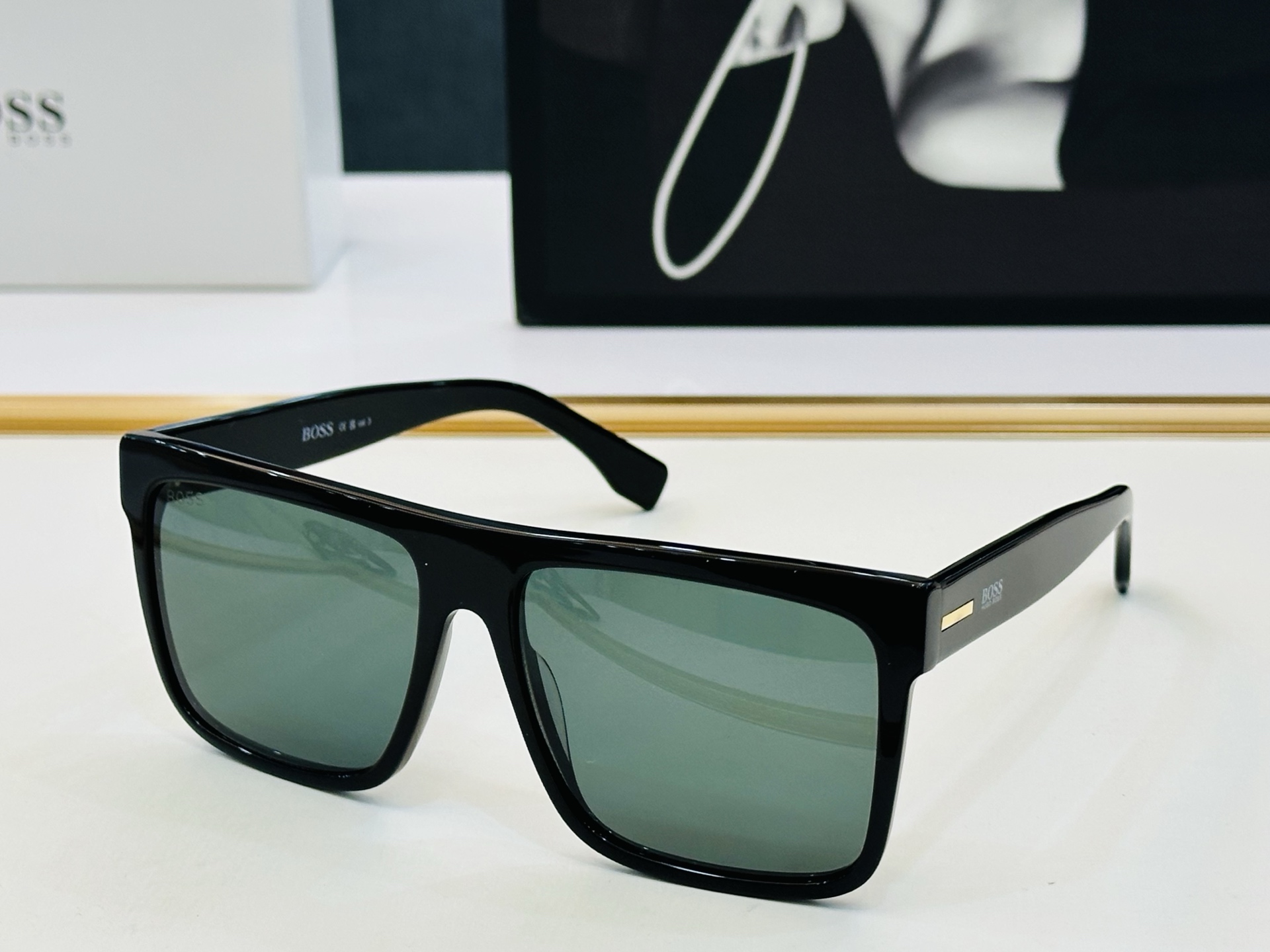 🆕 BOSS 1440/S Size：59口17-150 🕶🕶💋💋👣👣 高品质 不挑脸 C经典不过时框型