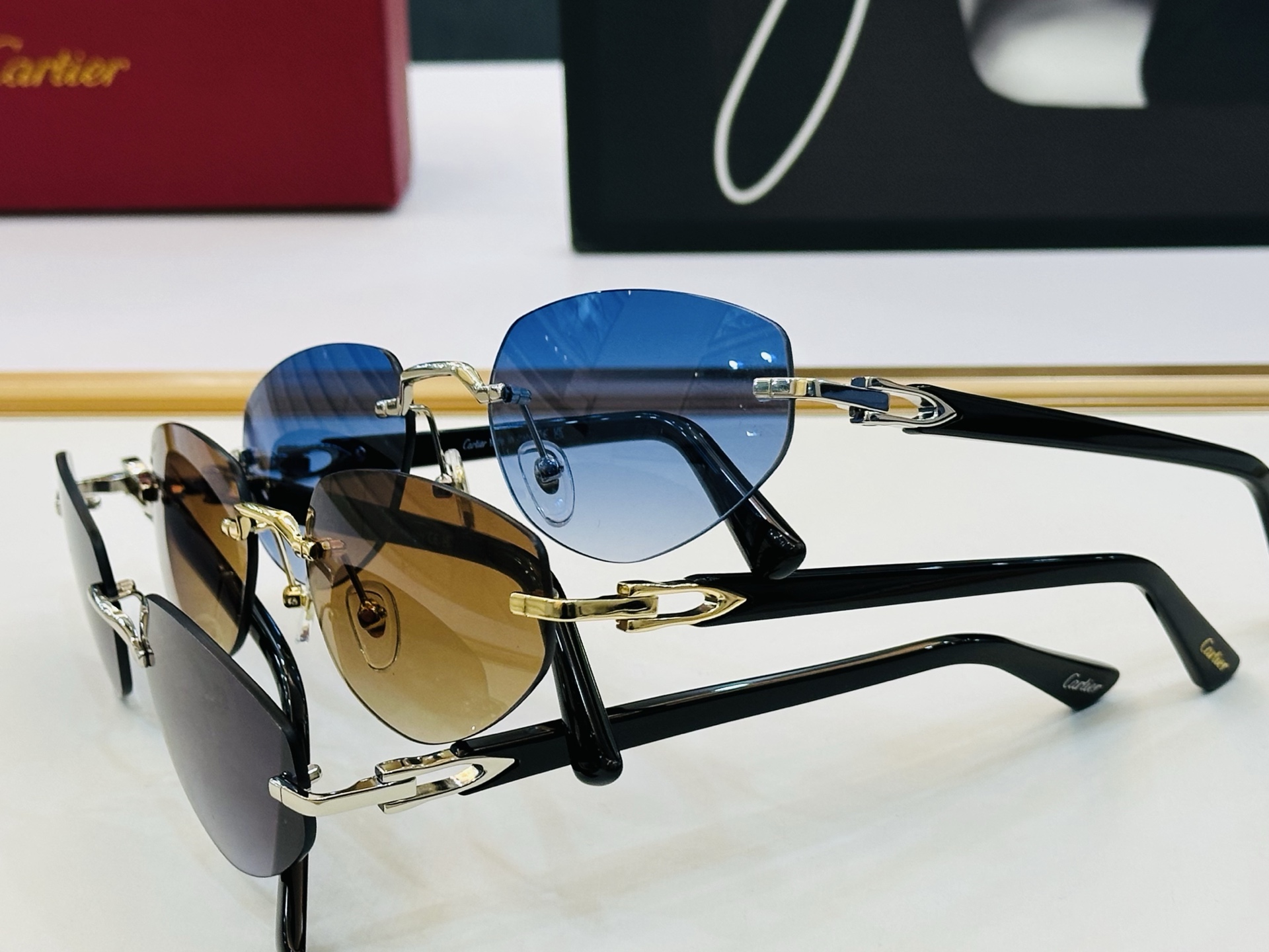 🆕 原版Cartie* 卡家 官网经典款 太阳镜 CT0580S Size：56口18-145 电镀工艺