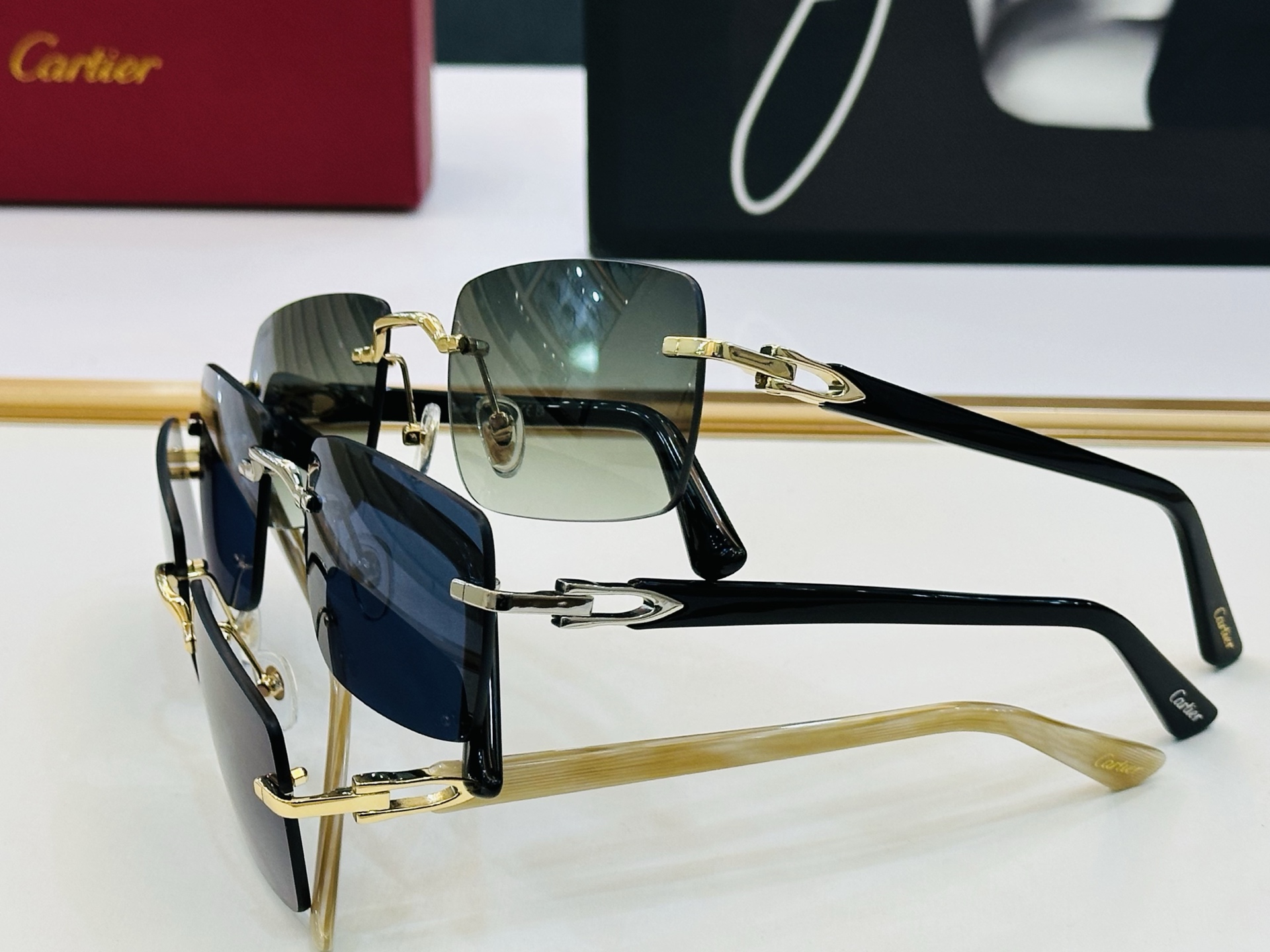 🆕 原版Cartie* 卡家 官网经典款 太阳镜 CT0579S Size：57口19-145 电镀工艺