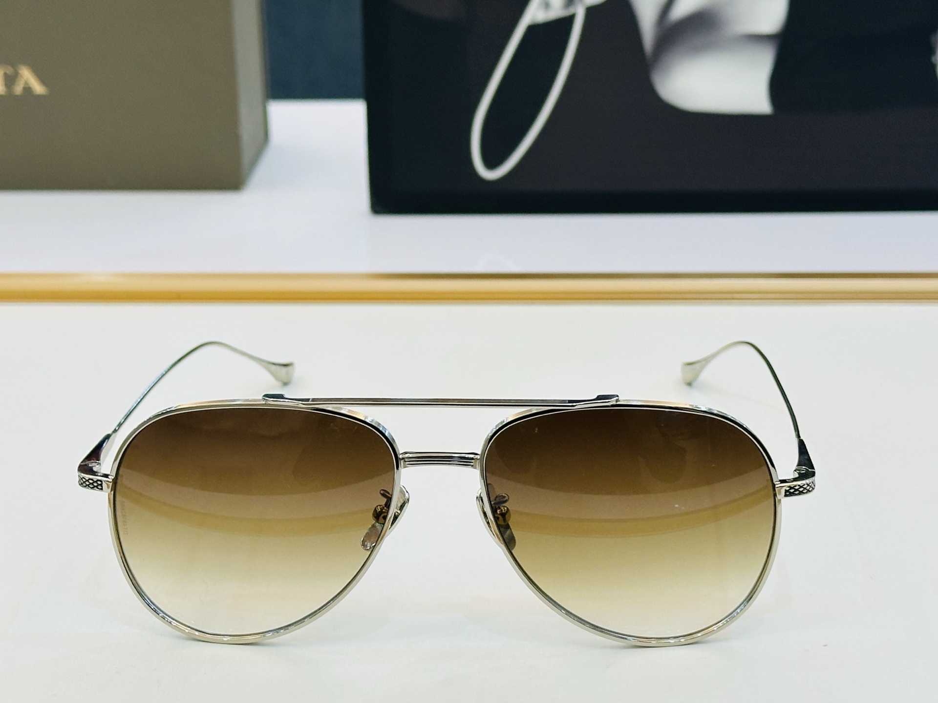 官网款 DlT* 迪塔 DTS221 Size：59口18-142 意大利最新原单货 [得意][得意]男