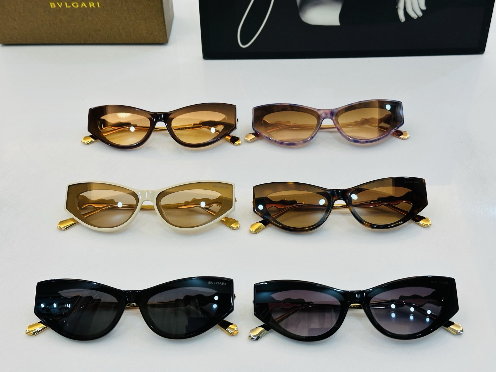 🆕款 官网同售 宝格家 BV1815LU 👍 Size ：51口19-145 绝对要买😎品质非常完美 K